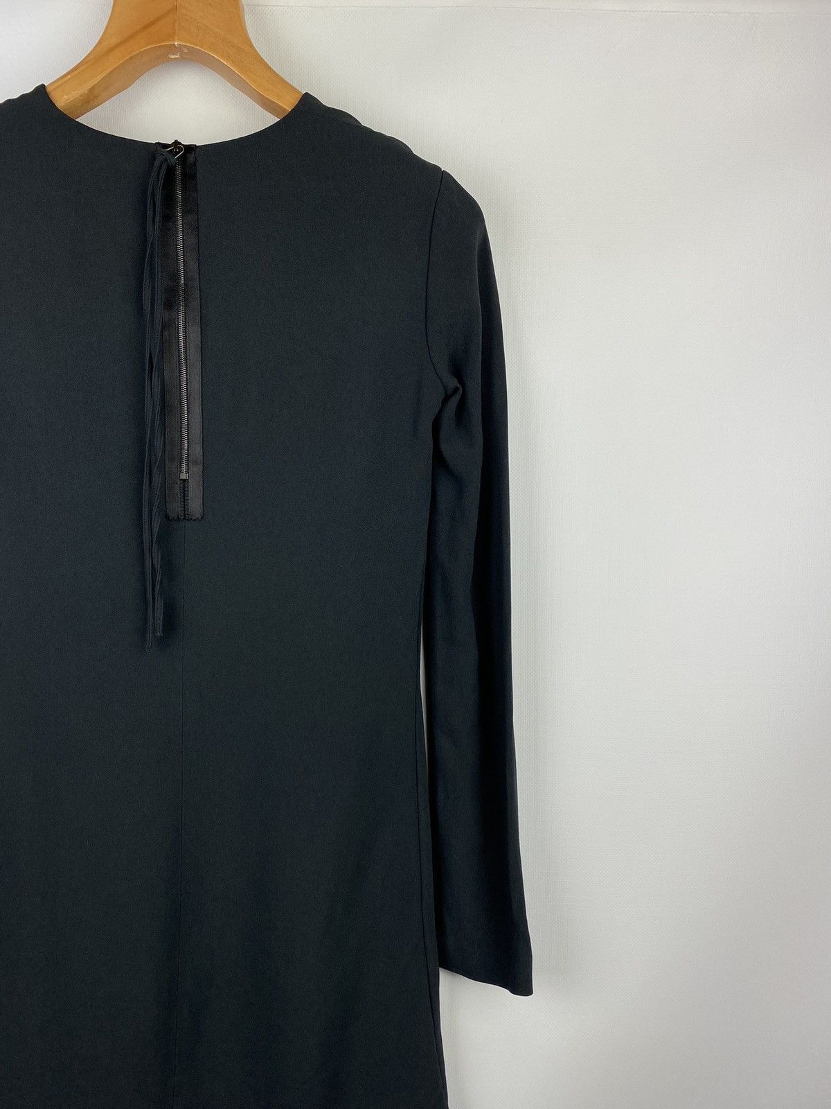 Designer × Helmut Lang Helmut Lang women’s v-neck viscose shift dress size Xs Size XS / US 0-2 / IT 36-38 - 14 Thumbnail