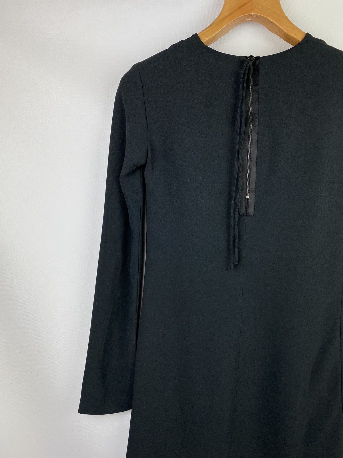 Designer × Helmut Lang Helmut Lang women’s v-neck viscose shift dress size Xs Size XS / US 0-2 / IT 36-38 - 13 Thumbnail