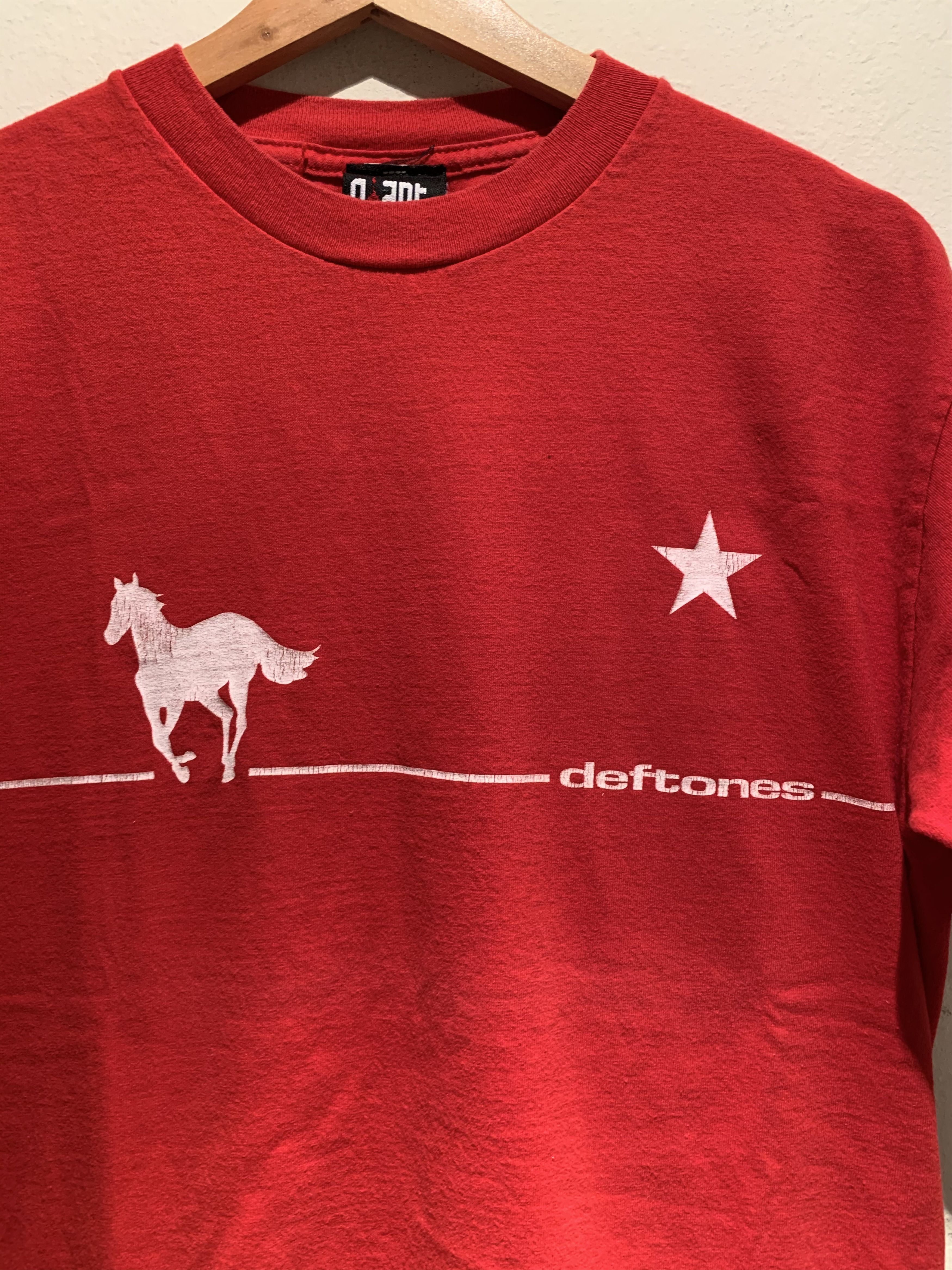 Band Tees *RARE* Vintage Giant Deftones White Pony T-Shirt - Medium Size US M / EU 48-50 / 2 - 2 Thumbnail