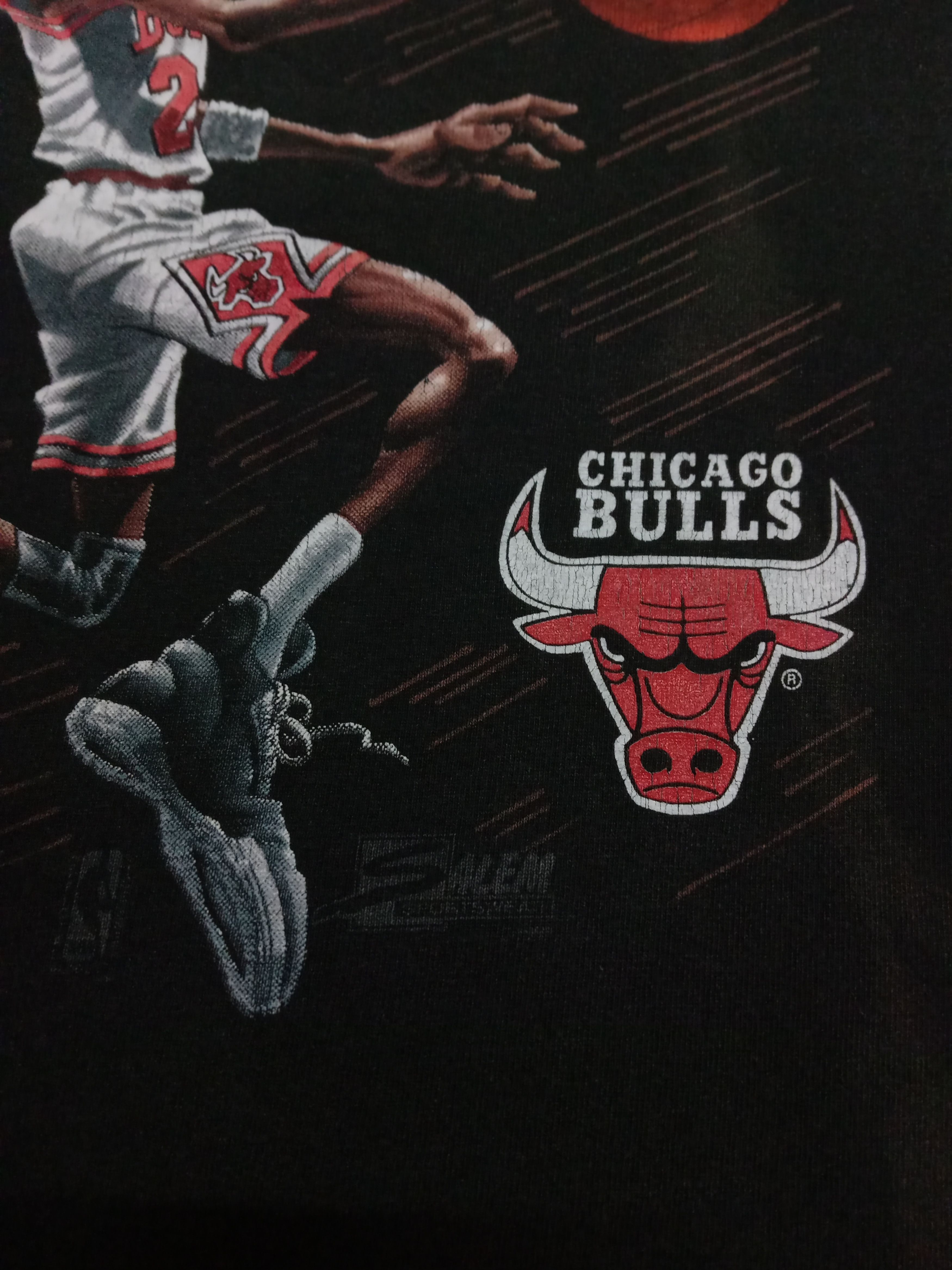 Vintage Vintage 90s Michael Jordan Chicago Bulls Sun Faded Tee NBA Size US S / EU 44-46 / 1 - 4 Thumbnail