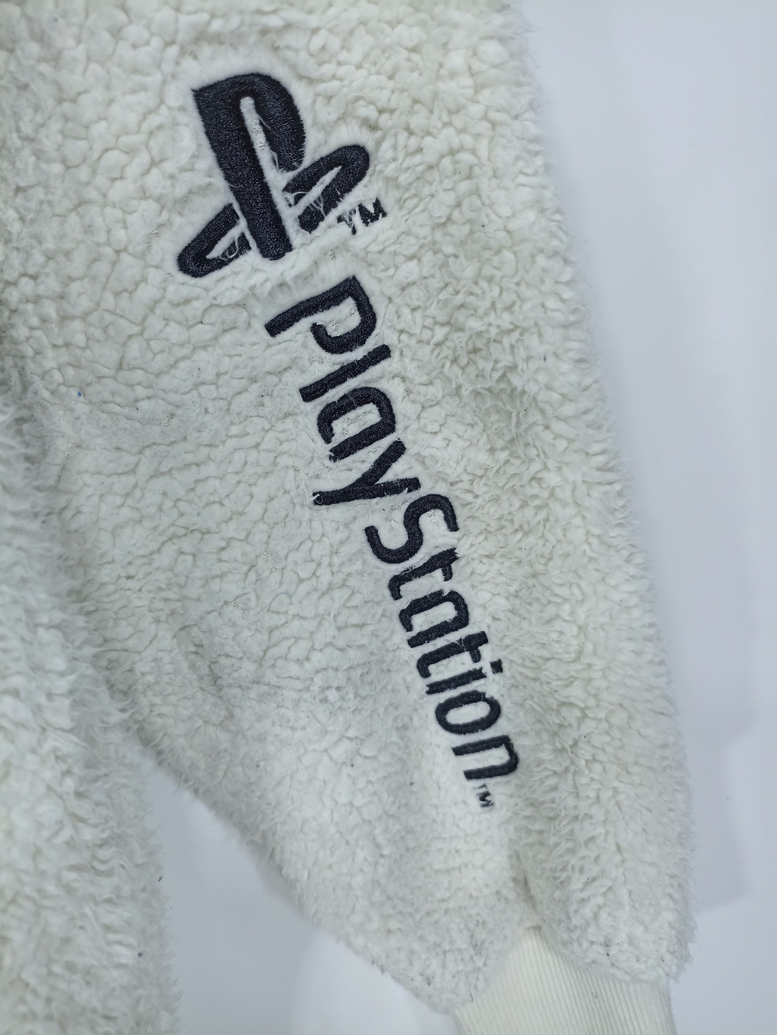 GU × Japanese Brand × Playstation GU PlayStation Sherpa Fleece Sweatshirt Size US S / EU 44-46 / 1 - 3 Thumbnail