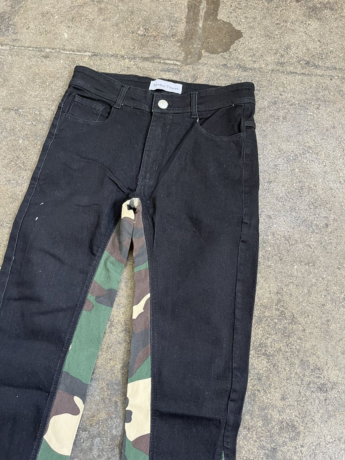 Vintage Camo flare denim Size US 32 / EU 48 - 2 Thumbnail