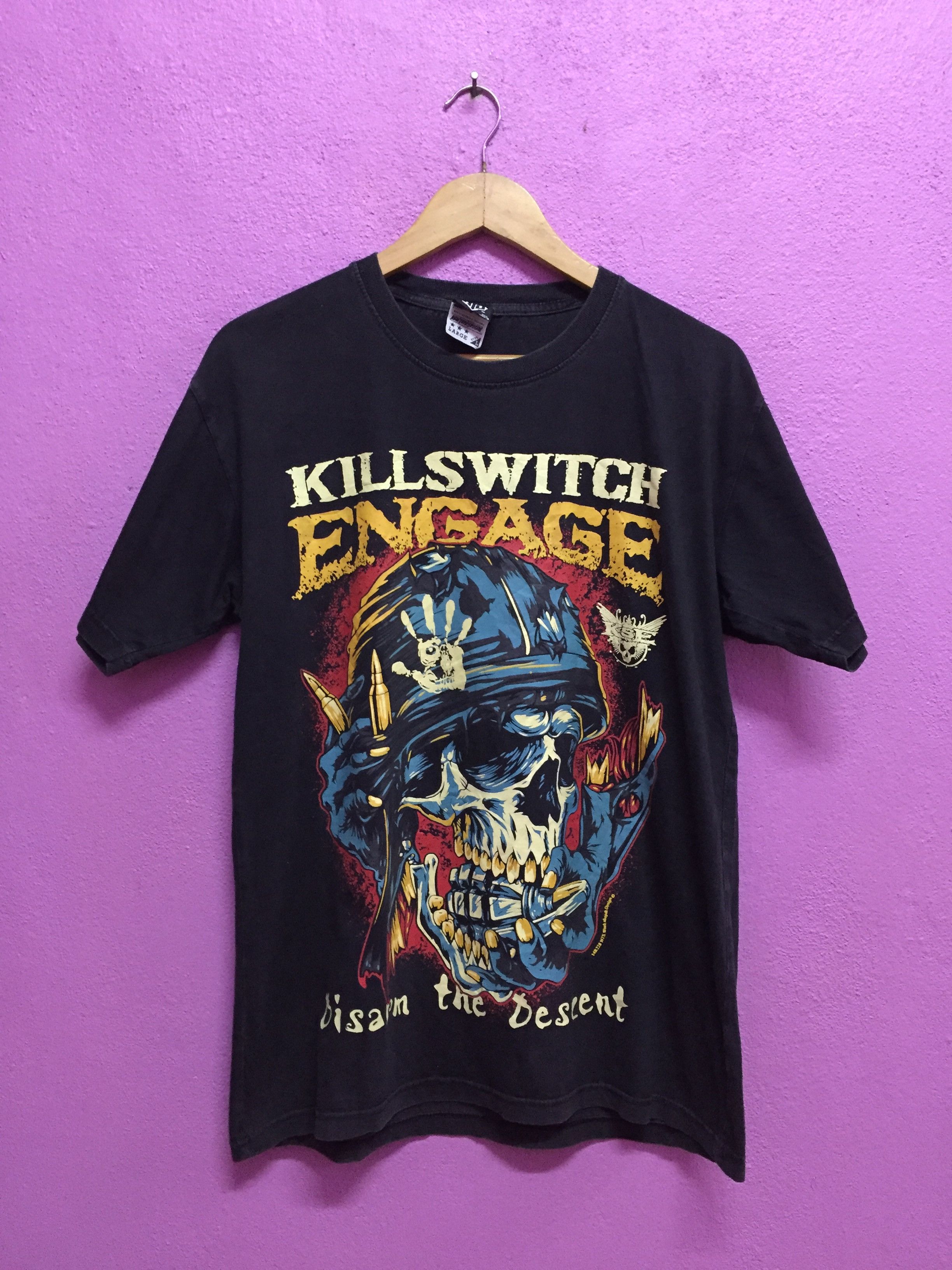 Band Tees Killswitch Engage Disarm The Descent T-Shirts Size L Size US L / EU 52-54 / 3 - 1 Thumbnail
