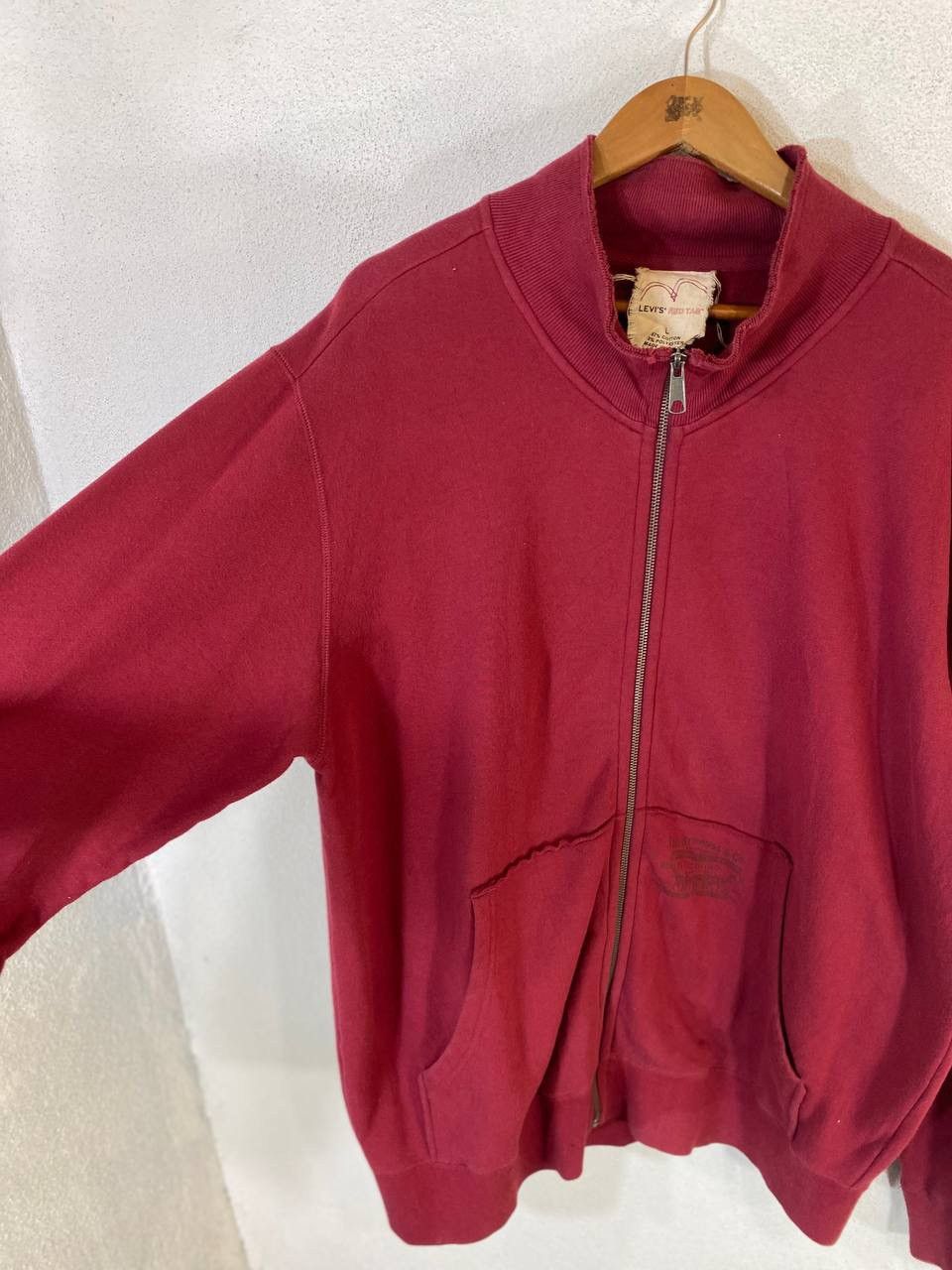 Levi's Levis Red Tab Maroon Sweater Distressed Design Size US L / EU 52-54 / 3 - 7 Thumbnail