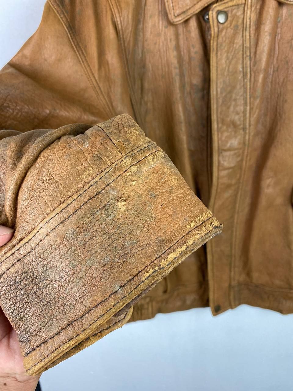 Vintage vintage leather jacket map lining nice design Size US L / EU 52-54 / 3 - 7 Thumbnail