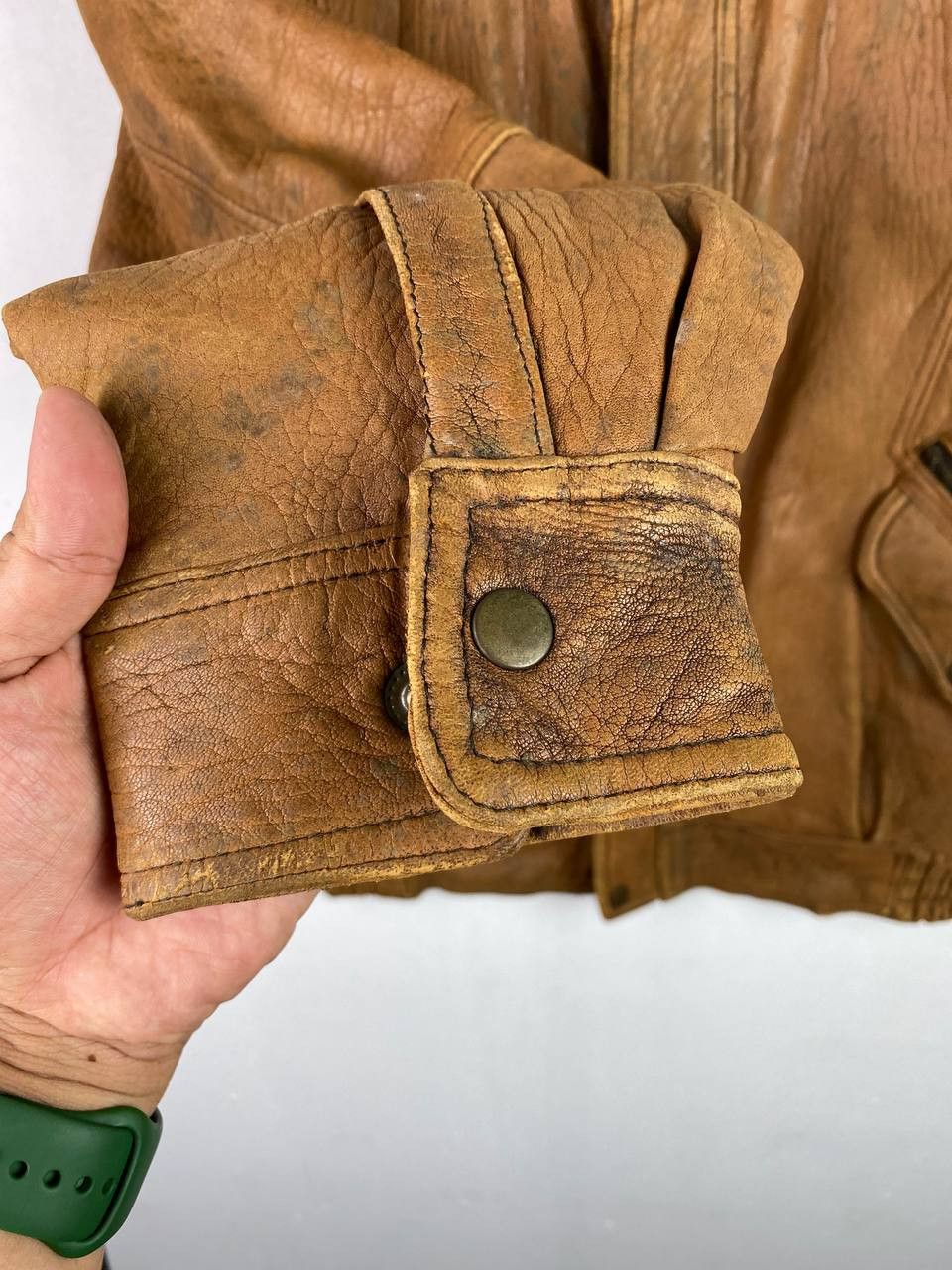 Vintage vintage leather jacket map lining nice design Size US L / EU 52-54 / 3 - 8 Thumbnail