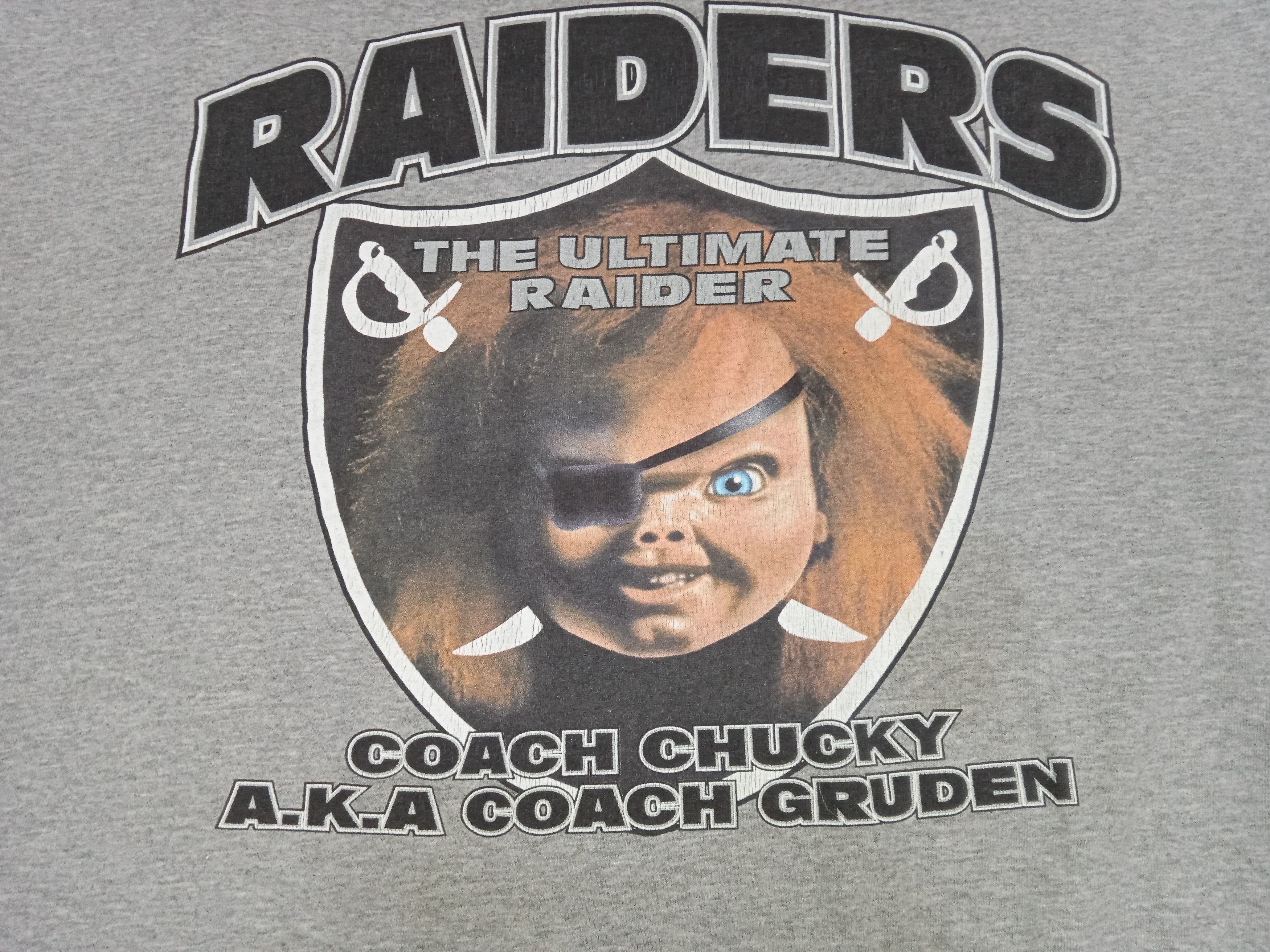 Vintage Vintage 00s Chucky LA Raiders T Shirt Y2K Size US XL / EU 56 / 4 - 4 Thumbnail