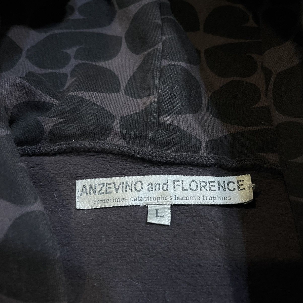 Vintage BLACK AND DARK BURGUNDY ANZEVINO AND FLORENCE HOODIE! Size US L / EU 52-54 / 3 - 8 Thumbnail
