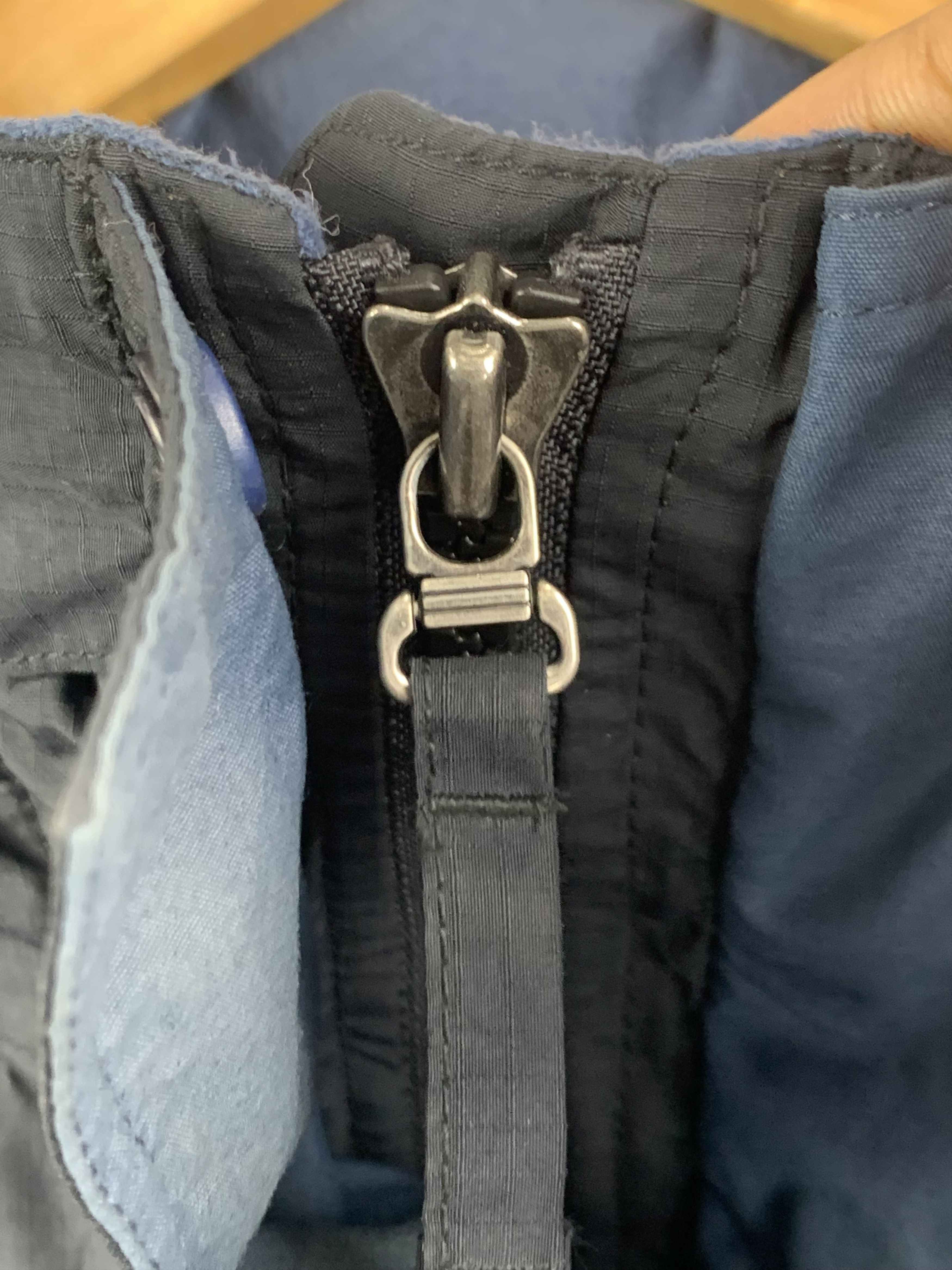 Goretex Vintage Montbell Gore-Tex Hiking Multi Pocket Zip Up Jacket Size US XL / EU 56 / 4 - 9 Thumbnail