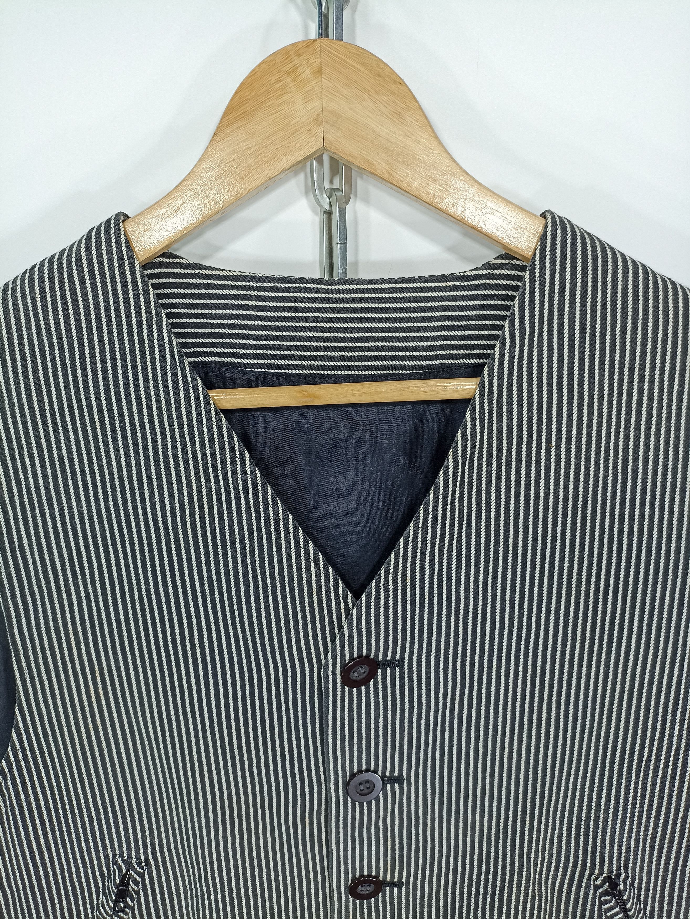 Japanese Brand × Vintage Vintage Hickory Stripe vest(unknown Brand) Size US M / EU 48-50 / 2 - 4 Thumbnail