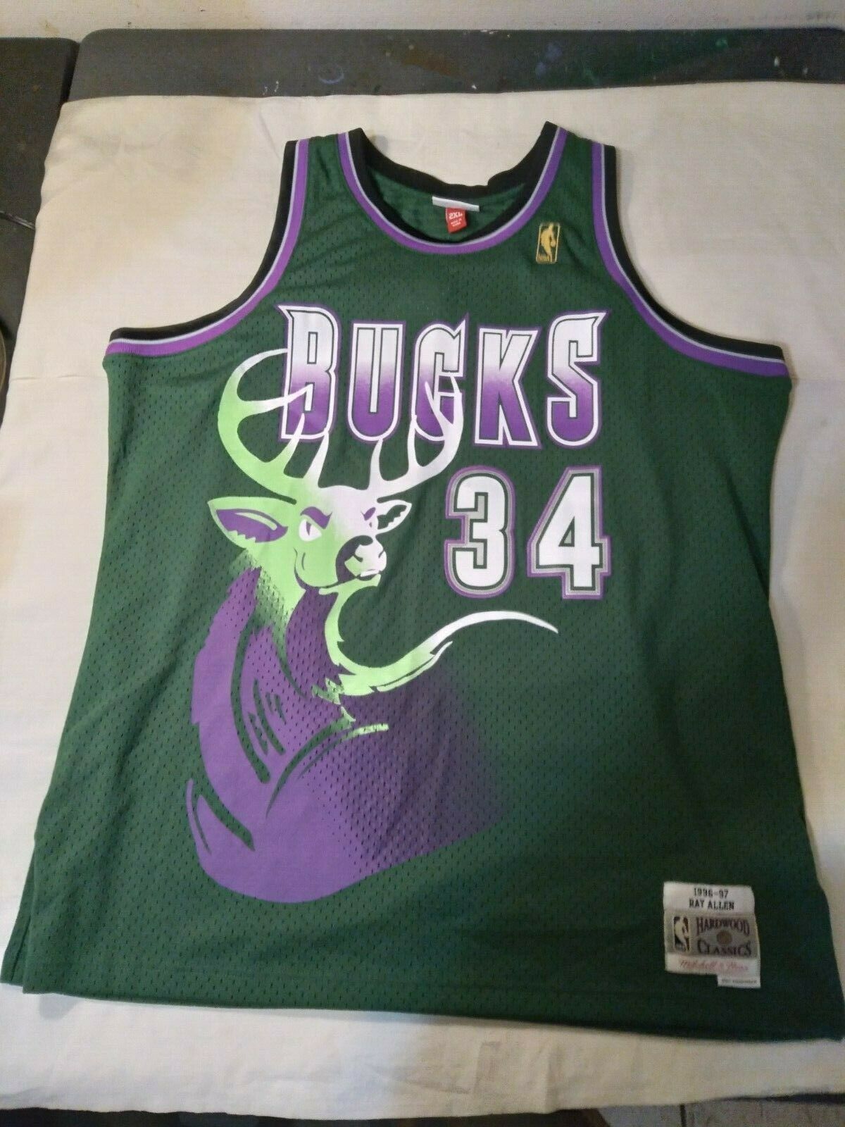 Mitchell & Ness × NBA NWT Mitchell & Ness HWC Ray Allen Bucks Throwback Jersey Size US XXL / EU 58 / 5 - 1 Thumbnail
