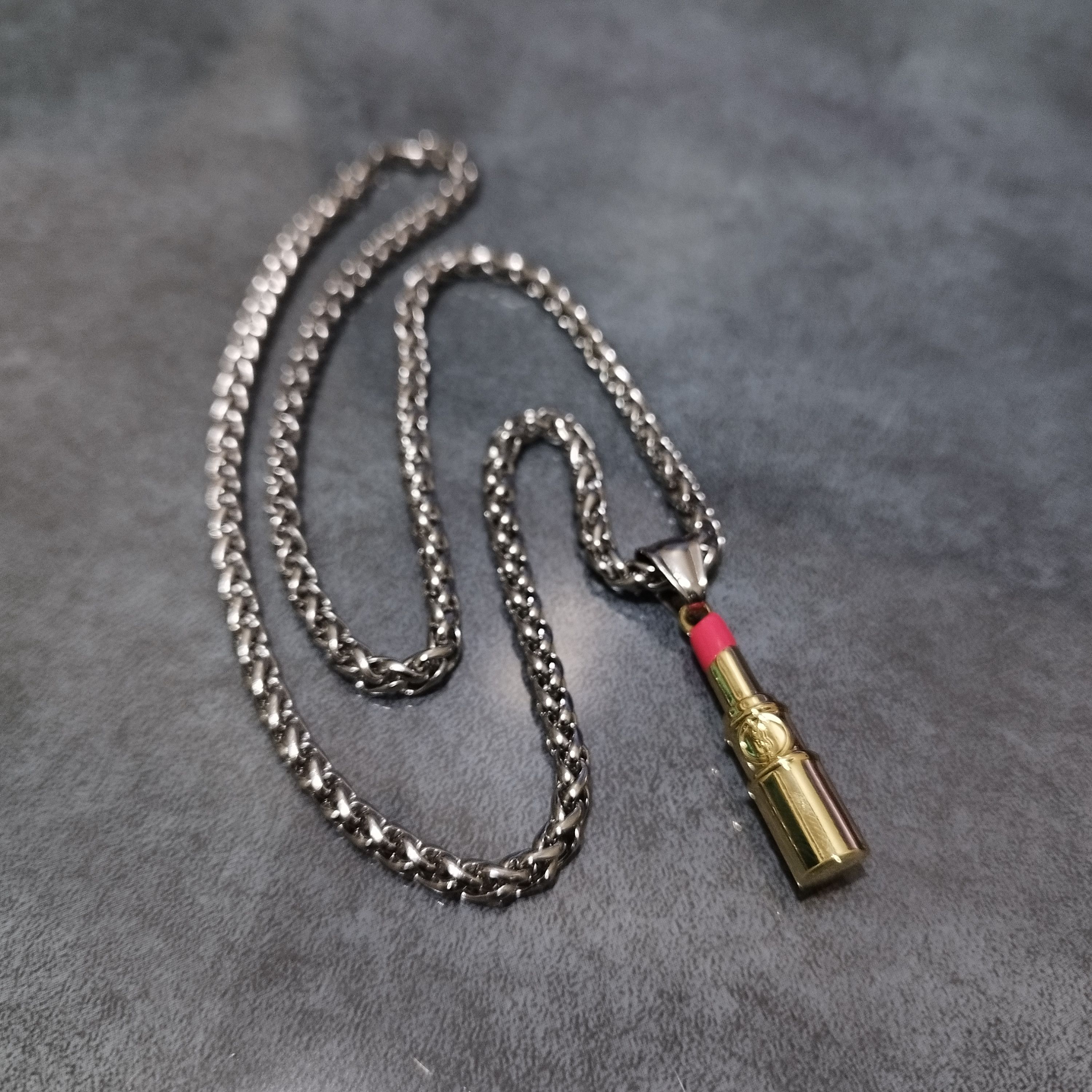 YSL/Yves Saint Laurent Pendant on chain necklace