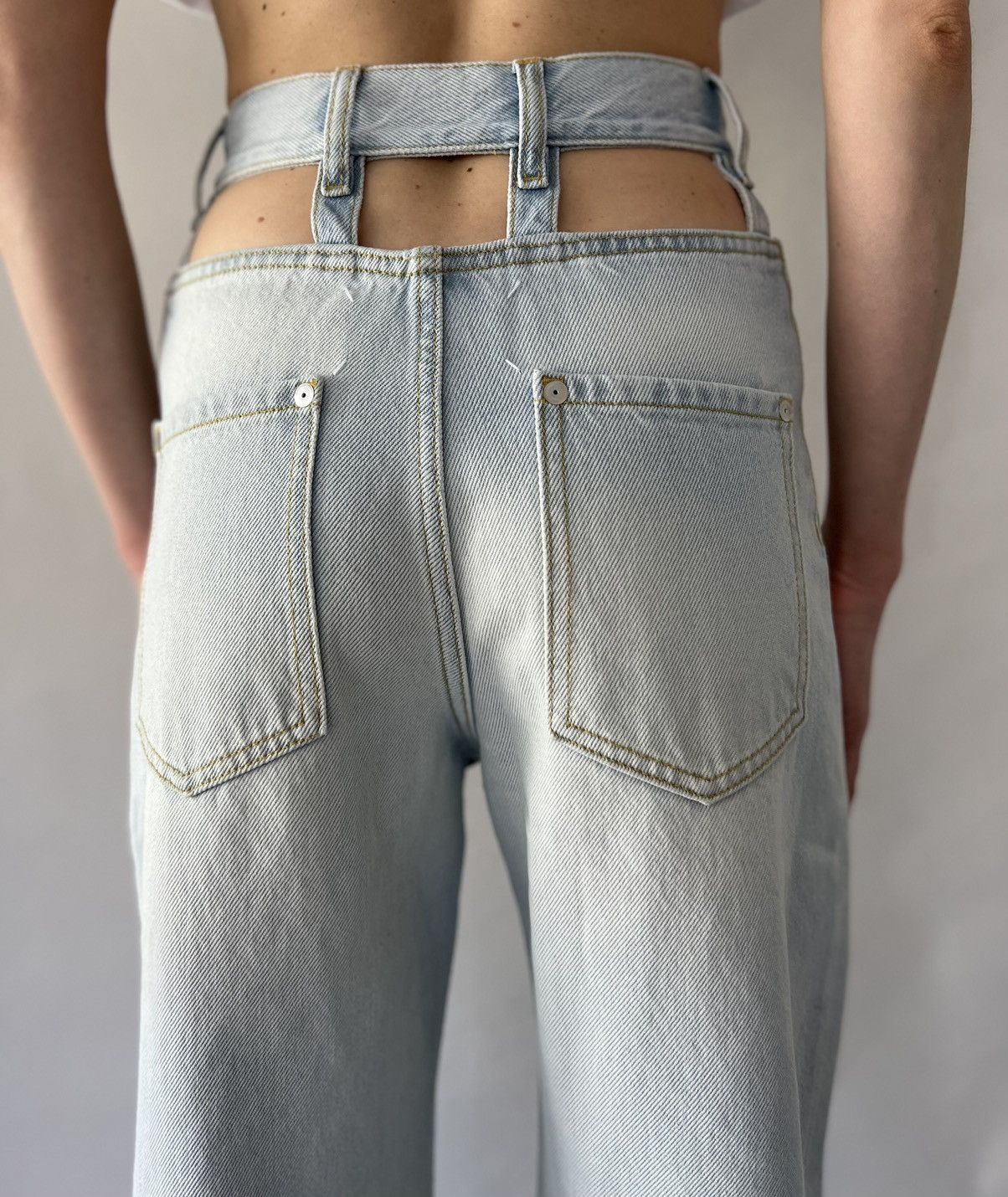 Maison Margiela Maison Margiela High Waist Cut Out Jeans Size US 26 / EU 42 - 9 Thumbnail