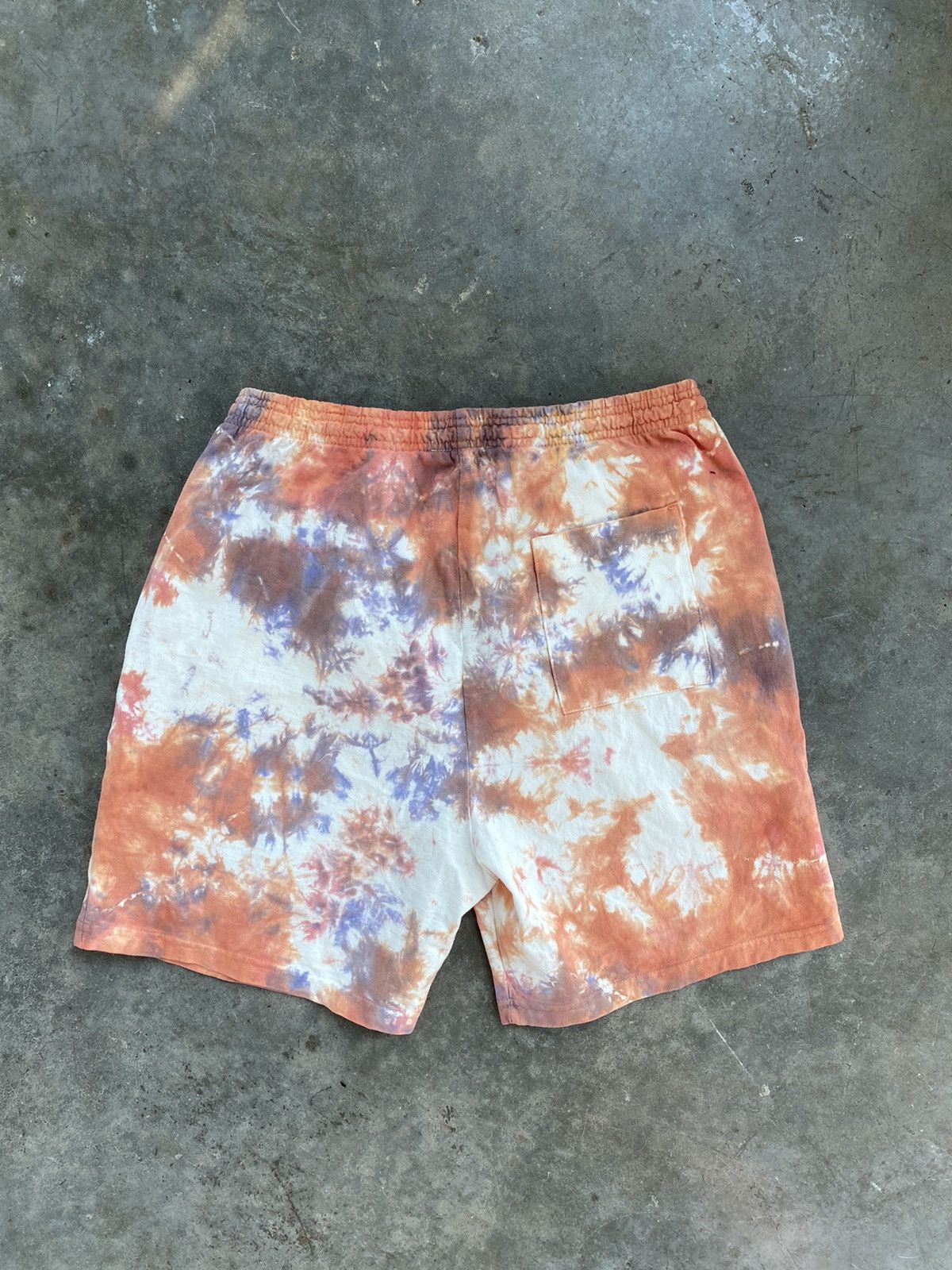 Online Ceramics Online Ceramics “ Show Us The Light “ Tour 21 Tie Dye Shorts Size US 32 / EU 48 - 3 Thumbnail