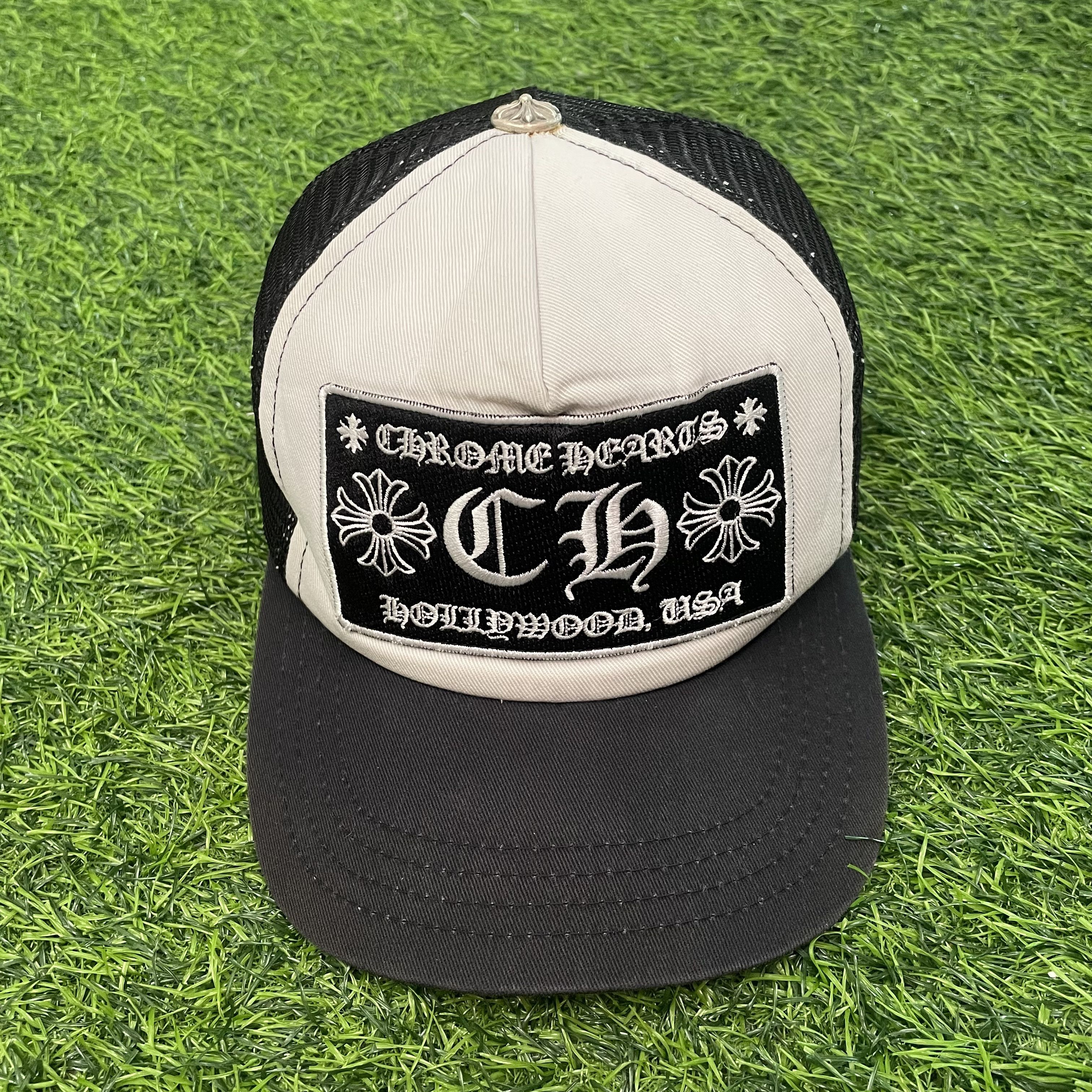 Chrome Hearts　Honolulu　Trucker Hat Cap Buy Chrome Hearts Honolulu Trucker Hat 'Black' - 1383 100000701HTH