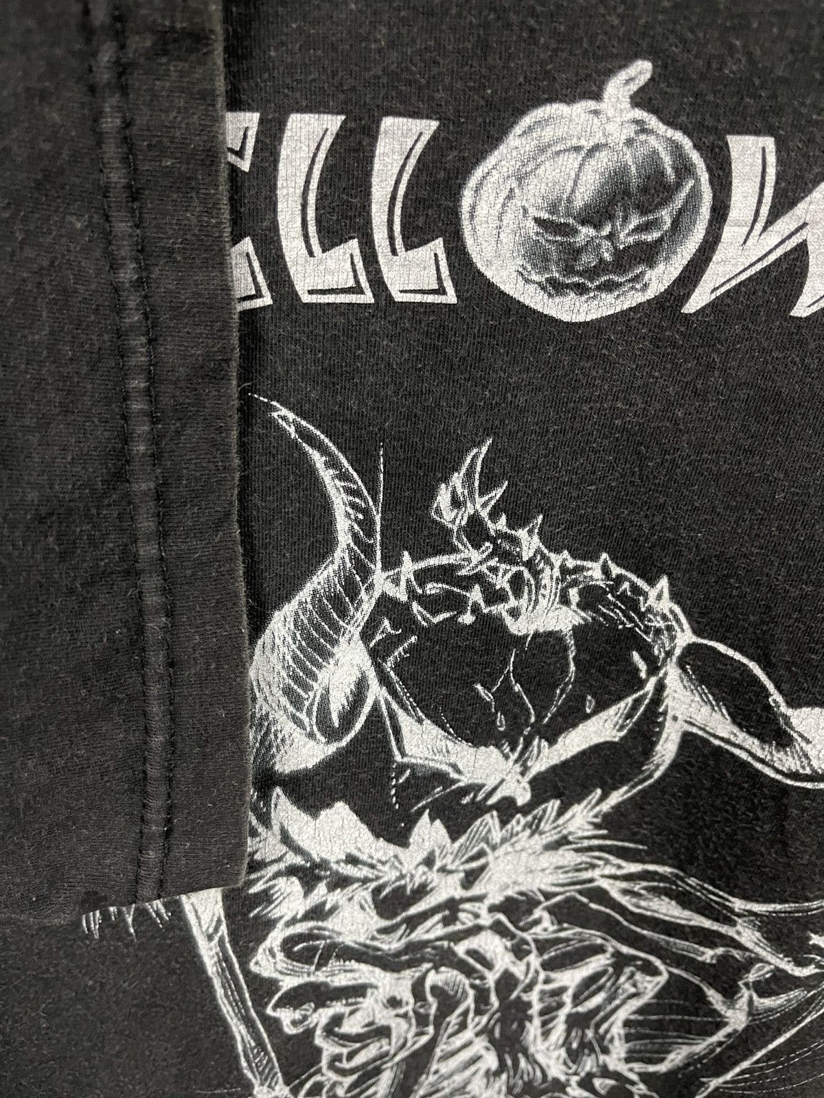 Band Tees × Vintage Vintage Helloween Heavy Metal Bootleg Shirt Rare Size US L / EU 52-54 / 3 - 7 Thumbnail