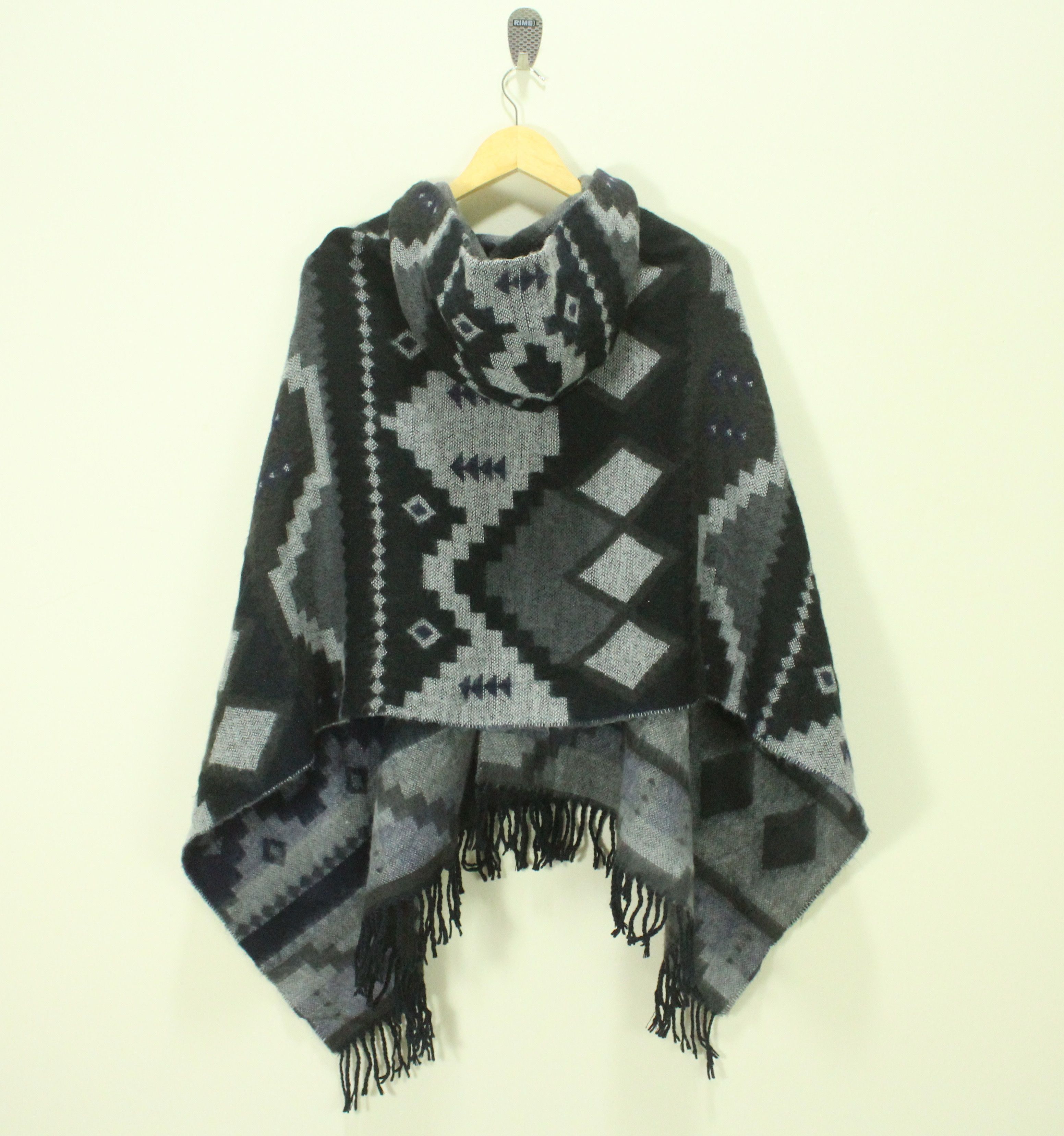 Native × Tribal Streetwear Vintage PONCHO Native Aztec Hoodie Tribal Cardigan Sweater Size US M / EU 48-50 / 2 - 3 Thumbnail