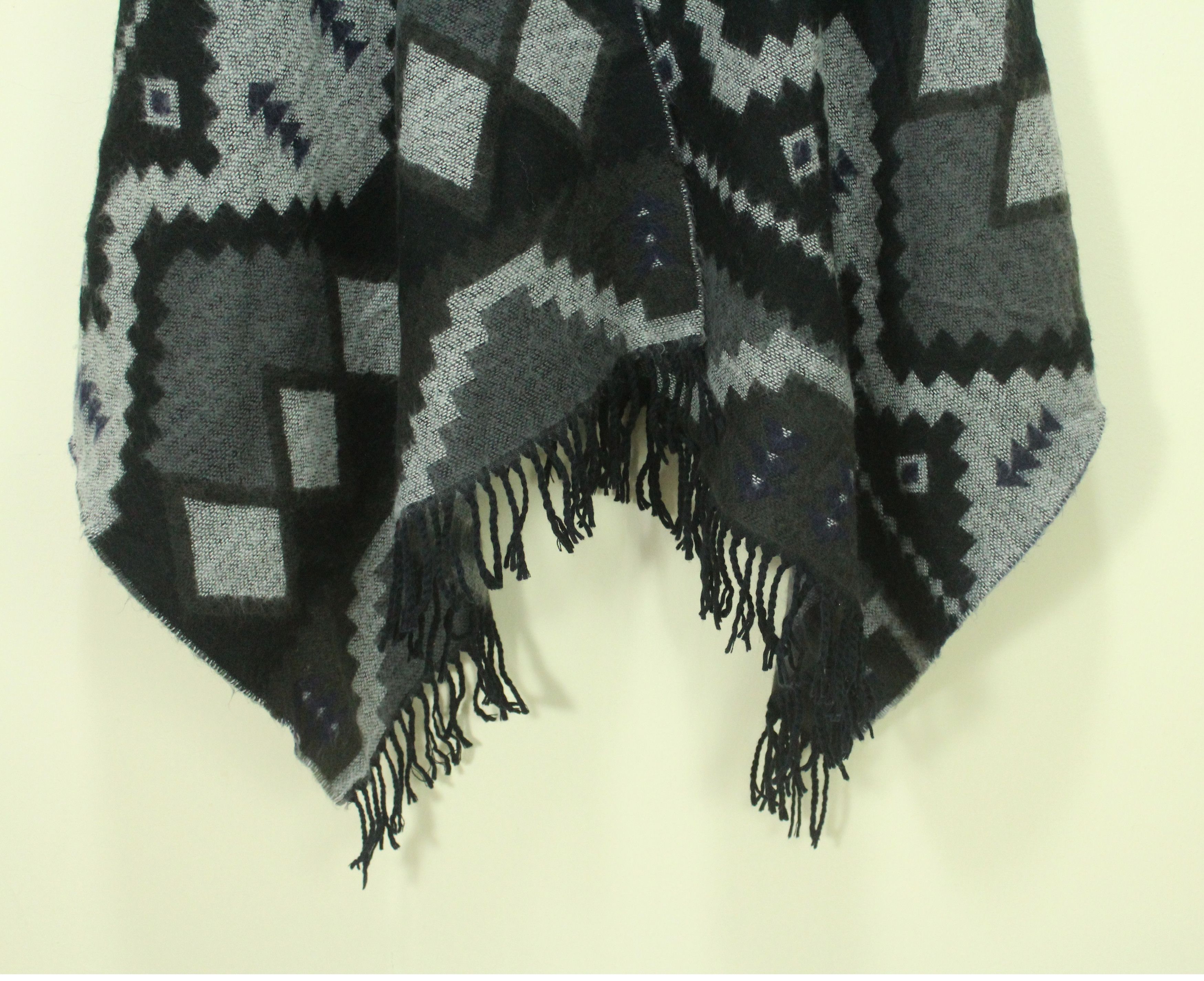 Native × Tribal Streetwear Vintage PONCHO Native Aztec Hoodie Tribal Cardigan Sweater Size US M / EU 48-50 / 2 - 7 Thumbnail