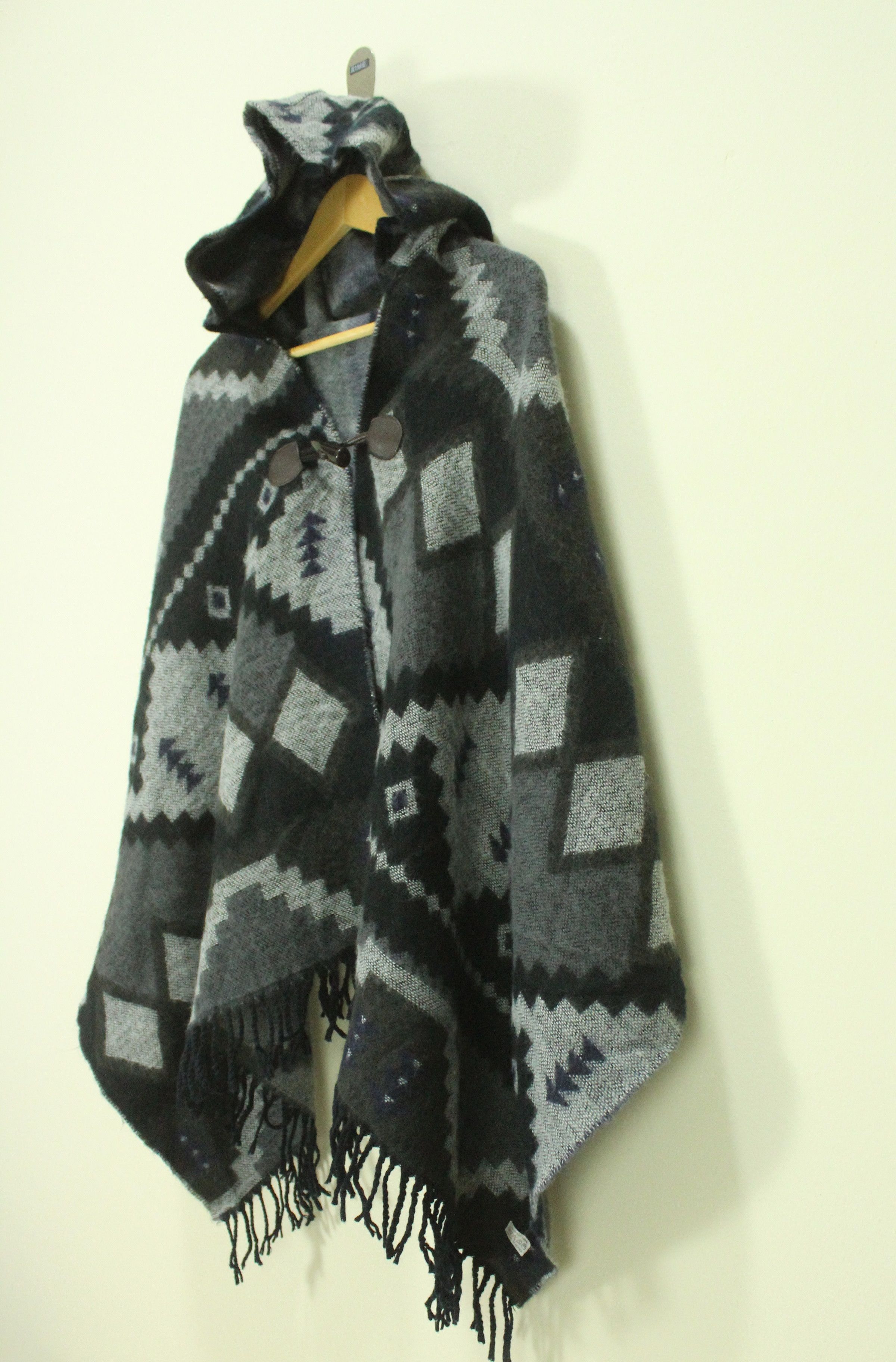 Native × Tribal Streetwear Vintage PONCHO Native Aztec Hoodie Tribal Cardigan Sweater Size US M / EU 48-50 / 2 - 6 Thumbnail