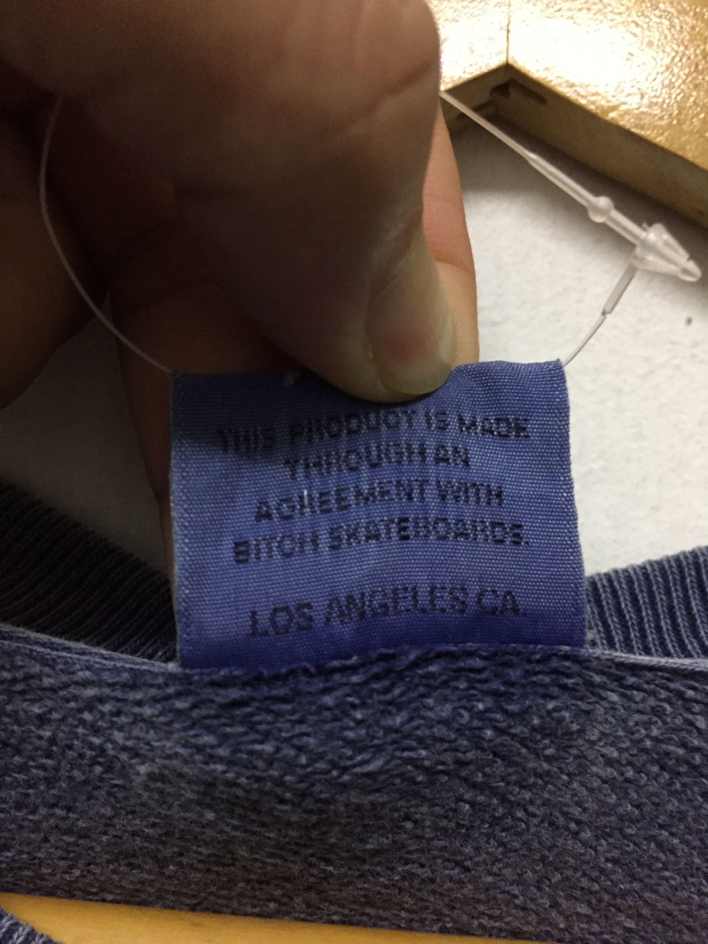 Vintage 90's BITCH skateboard sun fading logo Size US L / EU 52-54 / 3 - 6 Thumbnail