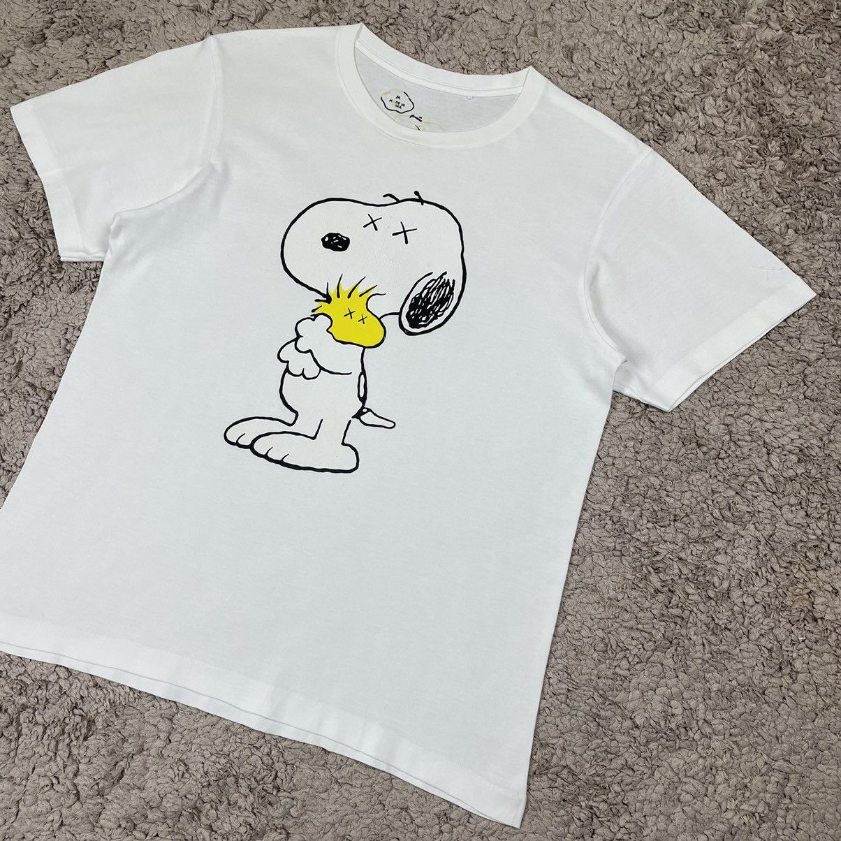 Japanese Brand UT Kaws x Peanut T-shirt Size US M / EU 48-50 / 2 - 4 Thumbnail