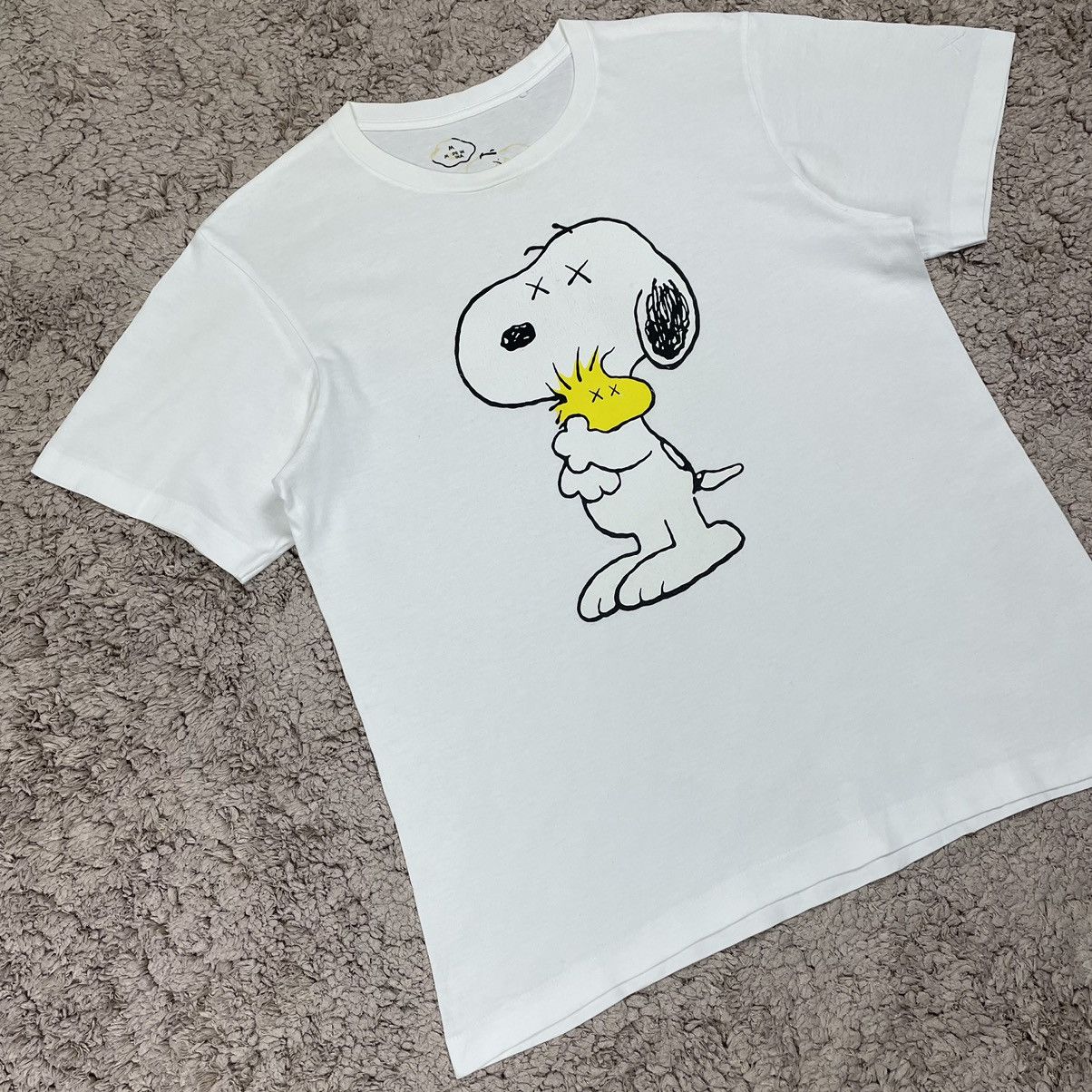 Japanese Brand UT Kaws x Peanut T-shirt Size US M / EU 48-50 / 2 - 3 Thumbnail