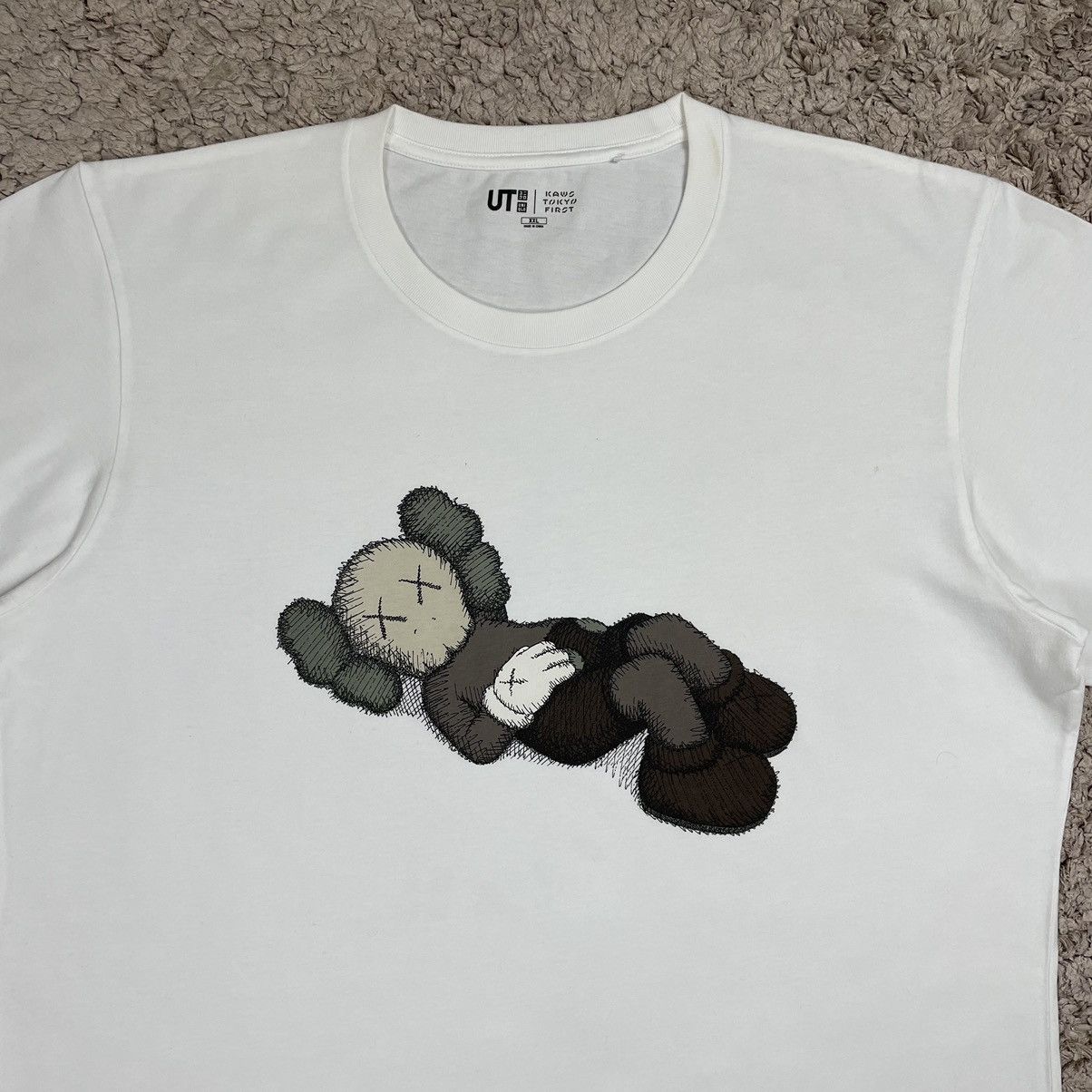 Kaws UT x Kaws Tokyo First Japan Edition T-shirt Size US XXL / EU 58 / 5 - 5 Thumbnail
