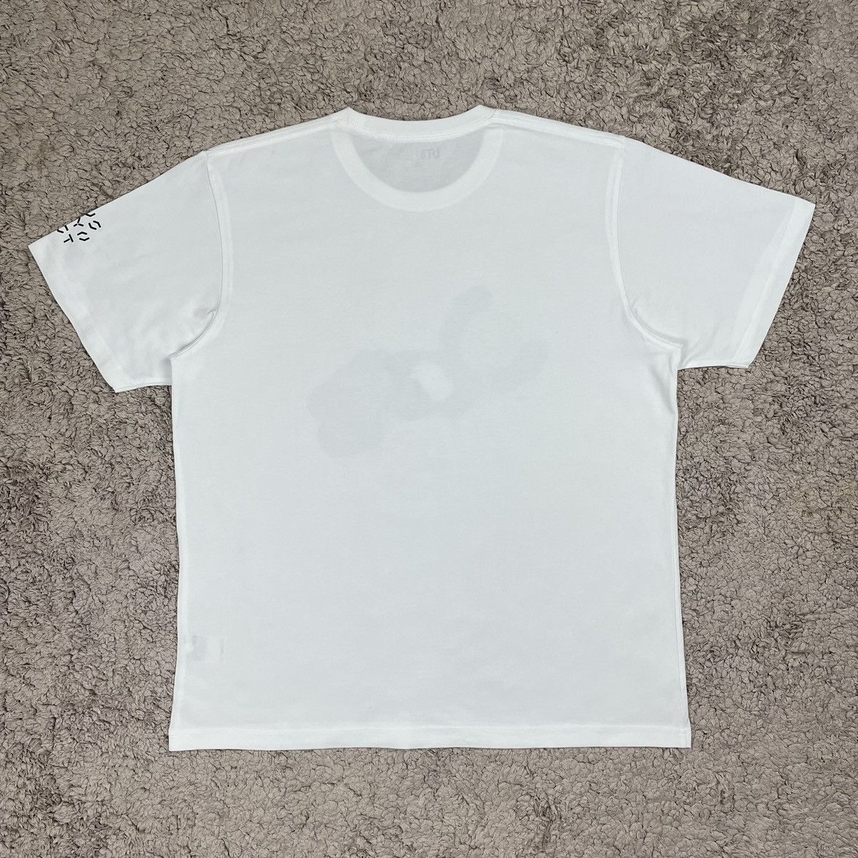 Kaws UT x Kaws Tokyo First Japan Edition T-shirt Size US XXL / EU 58 / 5 - 2 Thumbnail