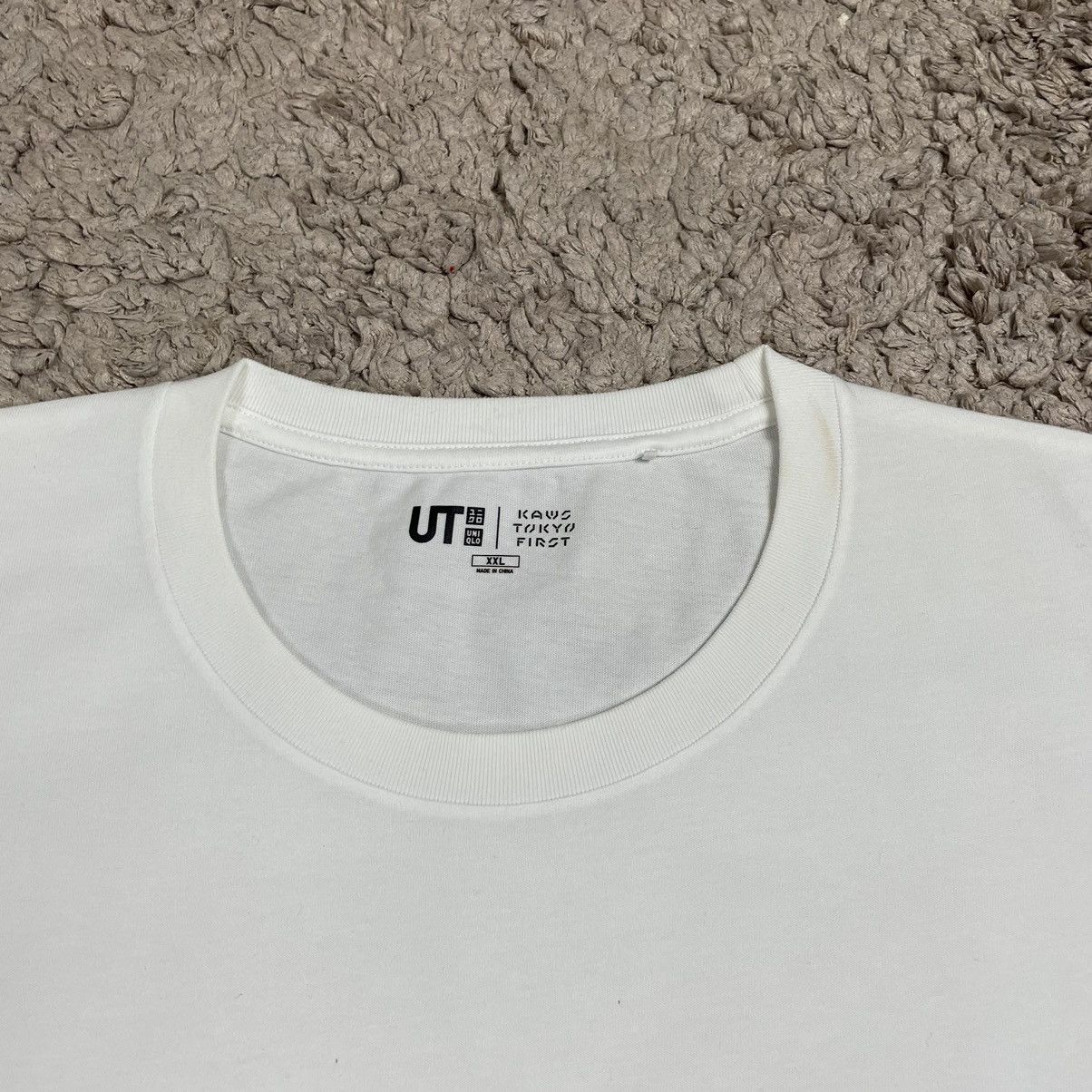 Kaws UT x Kaws Tokyo First Japan Edition T-shirt Size US XXL / EU 58 / 5 - 6 Thumbnail