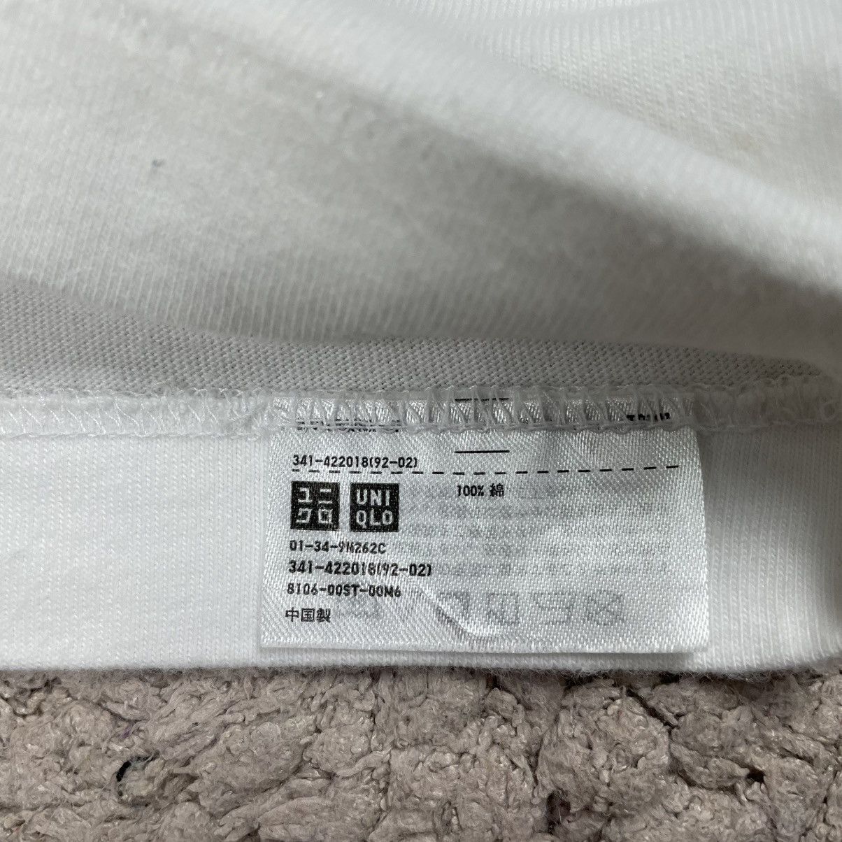 Japanese Brand UT Kaws x Sesame Street T-shirt Size US L / EU 52-54 / 3 - 15 Thumbnail