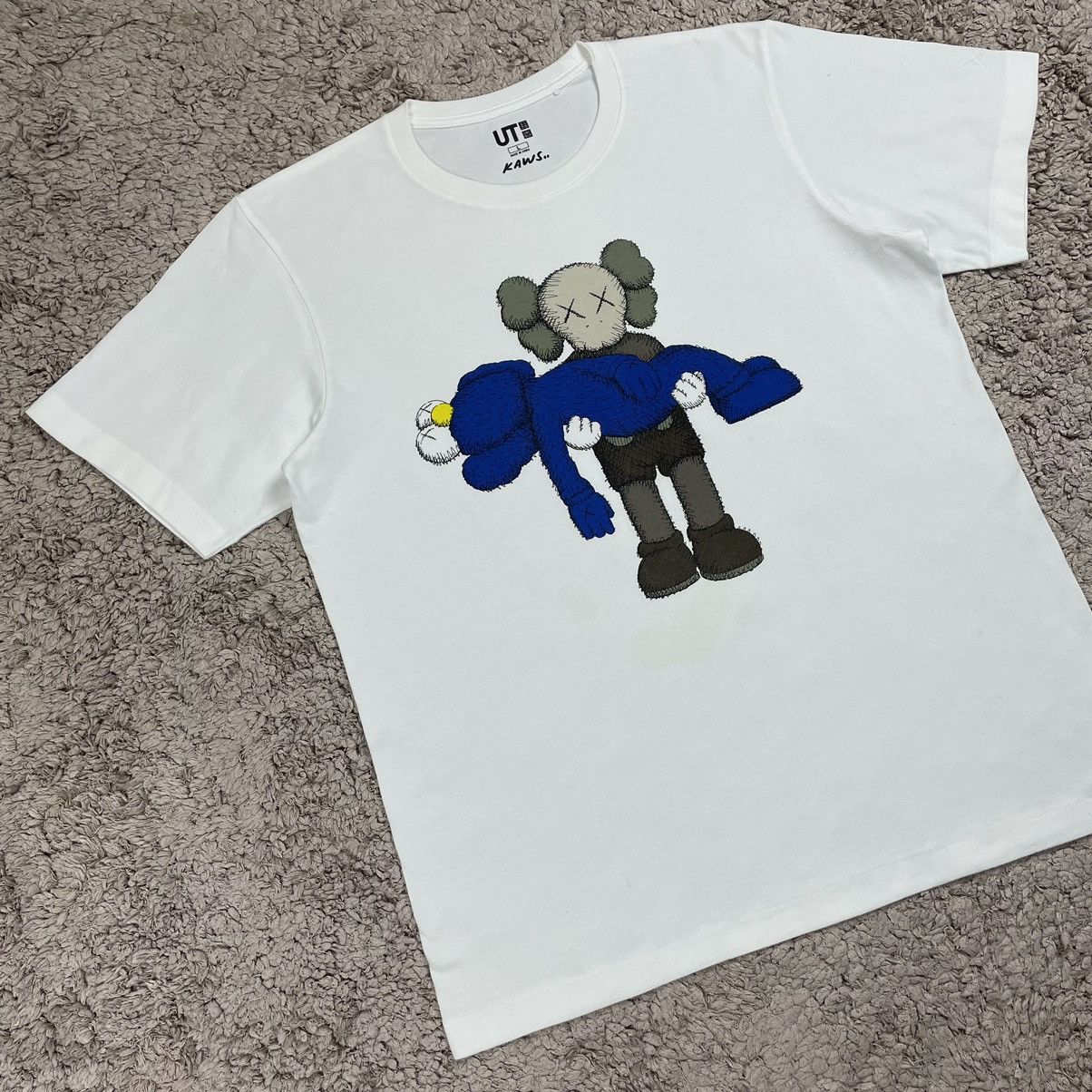 Japanese Brand UT Kaws x Sesame Street T-shirt Size US L / EU 52-54 / 3 - 3 Thumbnail