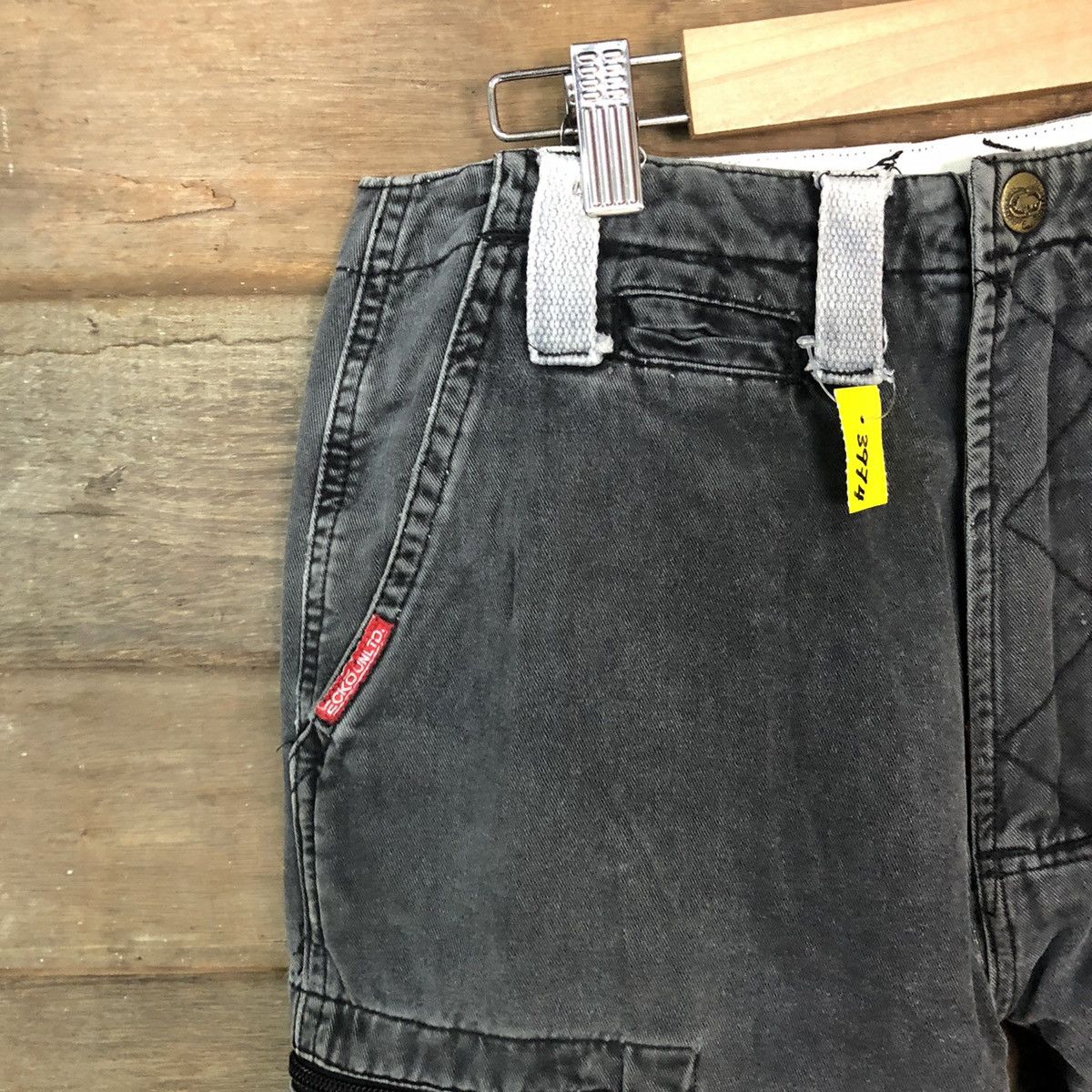 Ecko Unltd. The Ecko faded Black multi pocket Cargo Pants #3974 Size US 27 - 4 Thumbnail