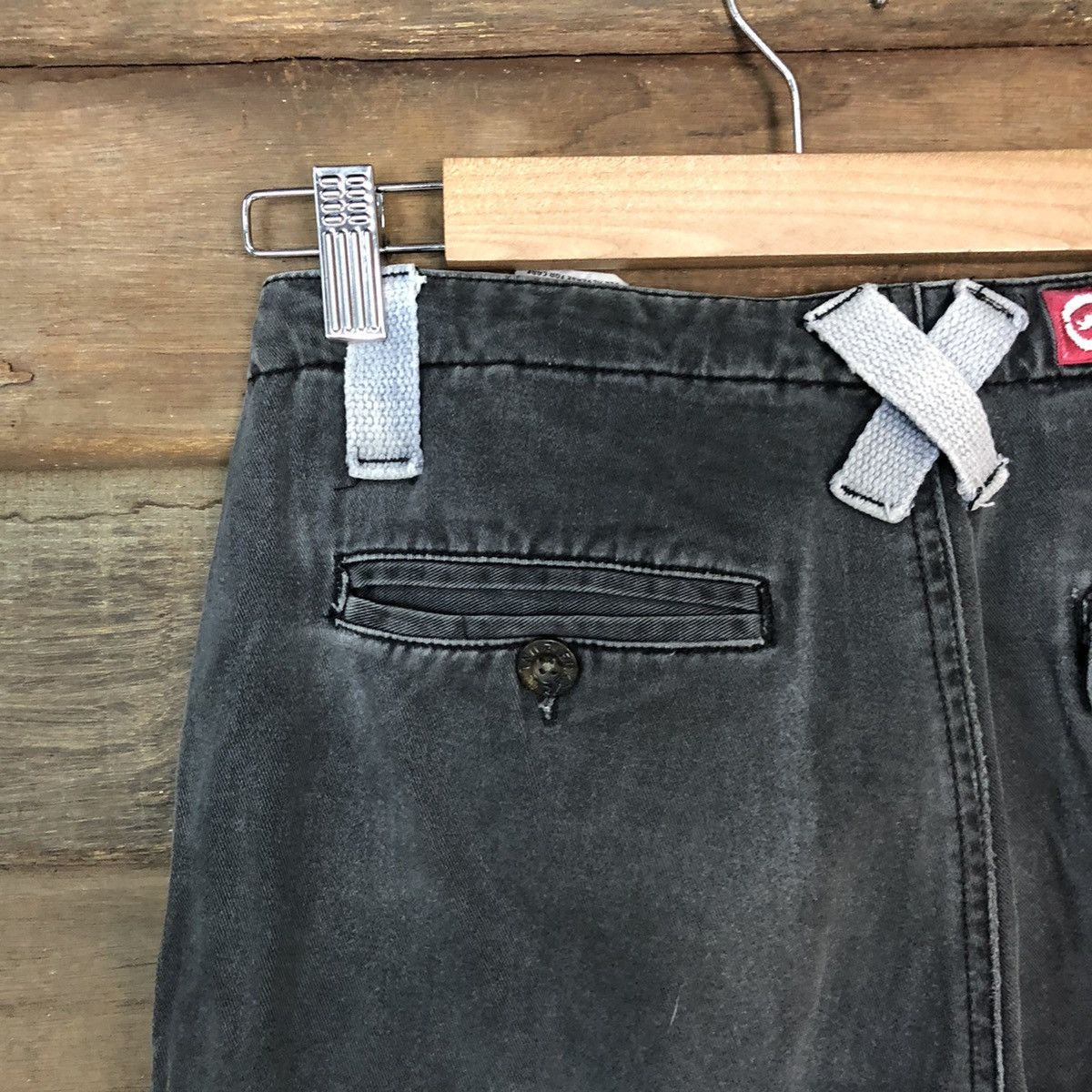 Ecko Unltd. The Ecko faded Black multi pocket Cargo Pants #3974 Size US 27 - 15 Thumbnail