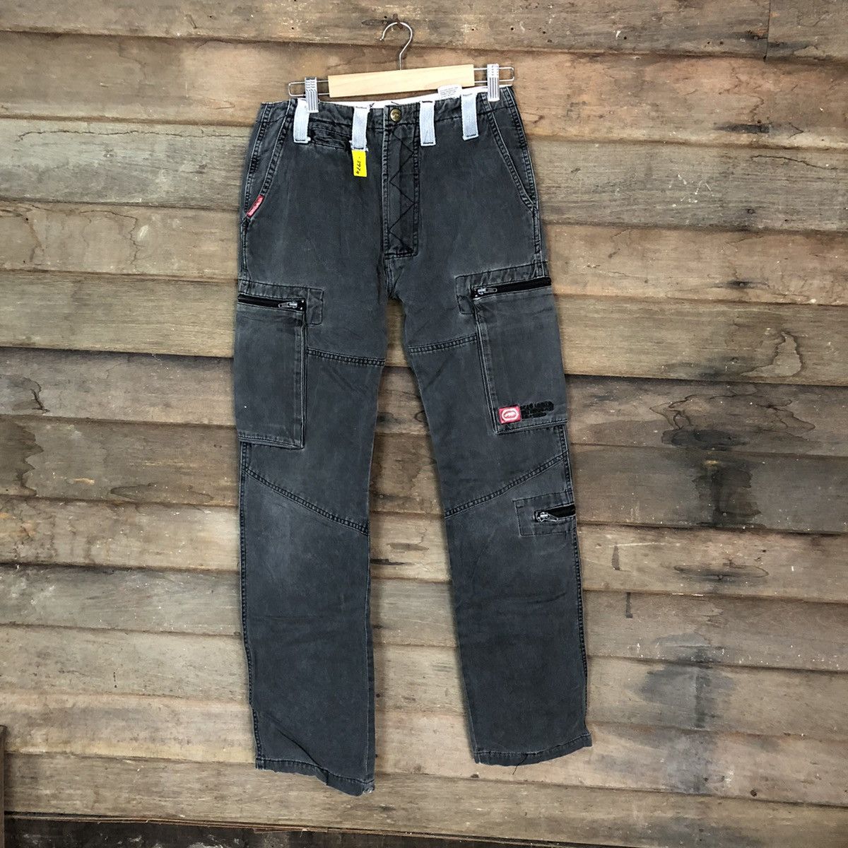 Ecko Unltd. The Ecko faded Black multi pocket Cargo Pants #3974 Size US 27 - 1 Thumbnail