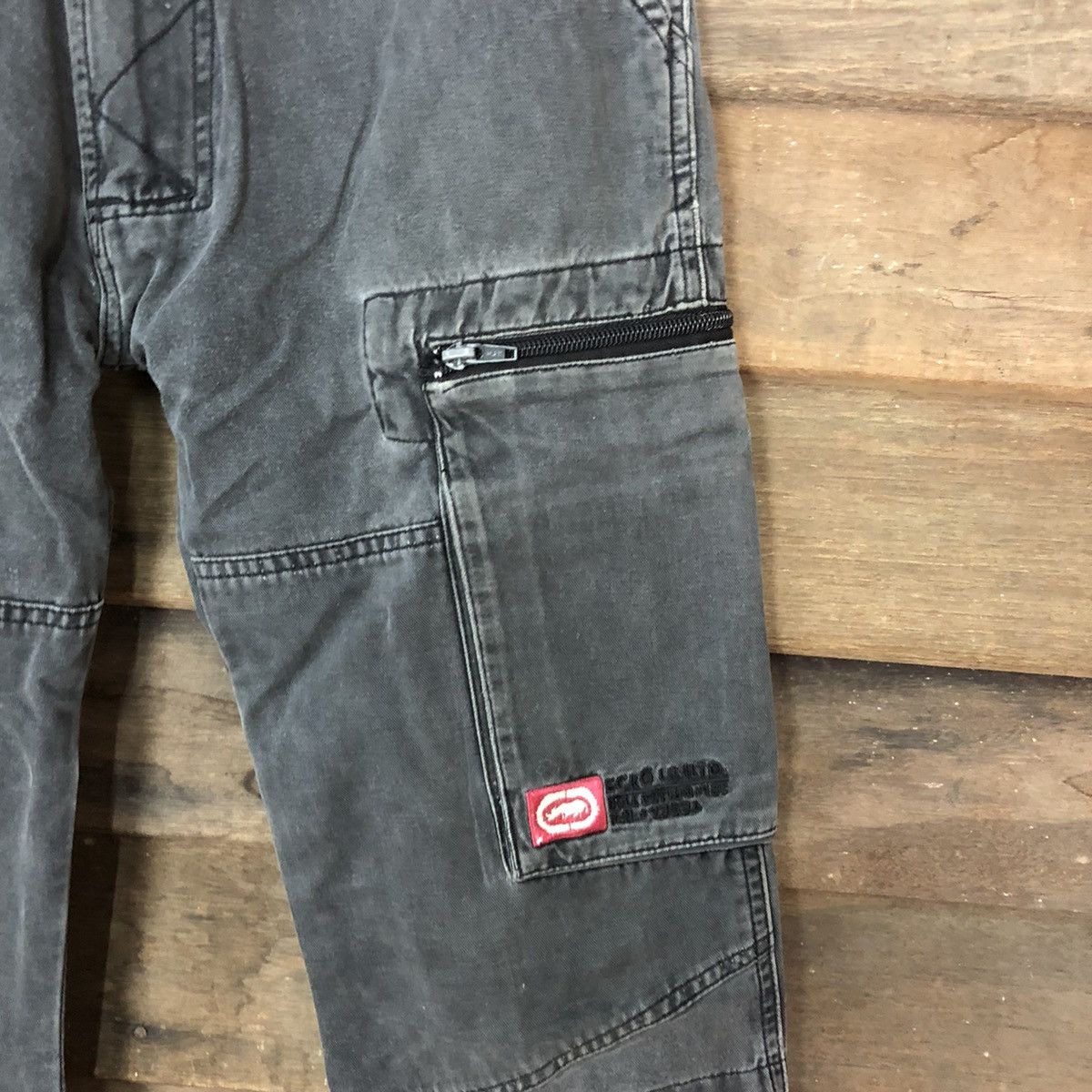 Ecko Unltd. The Ecko faded Black multi pocket Cargo Pants #3974 Size US 27 - 7 Thumbnail