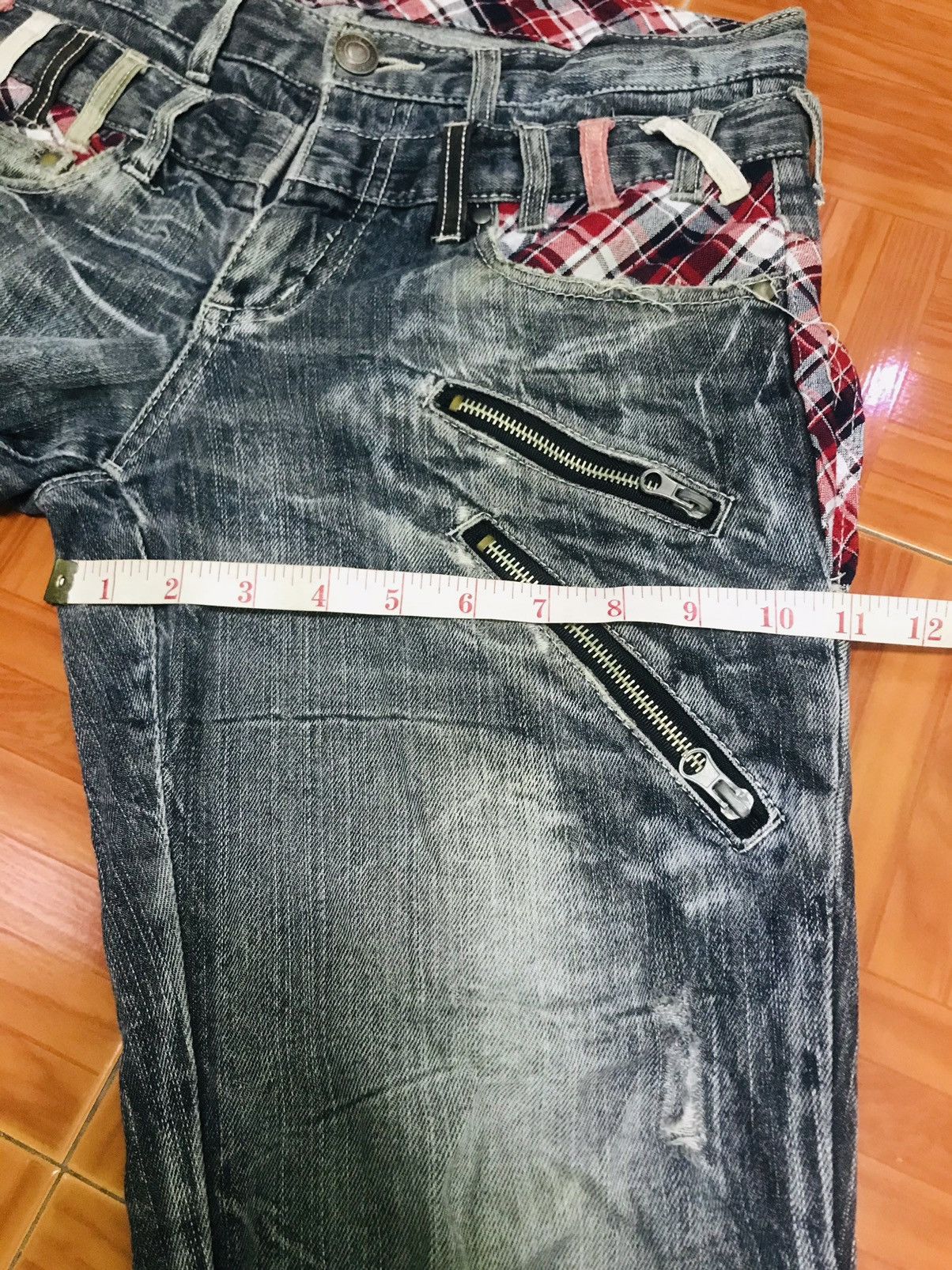 Japanese Brand “Vintage Distressed Blue Jeans with Plaid Accents & Zipper Size US 32 / EU 48 - 15 Thumbnail
