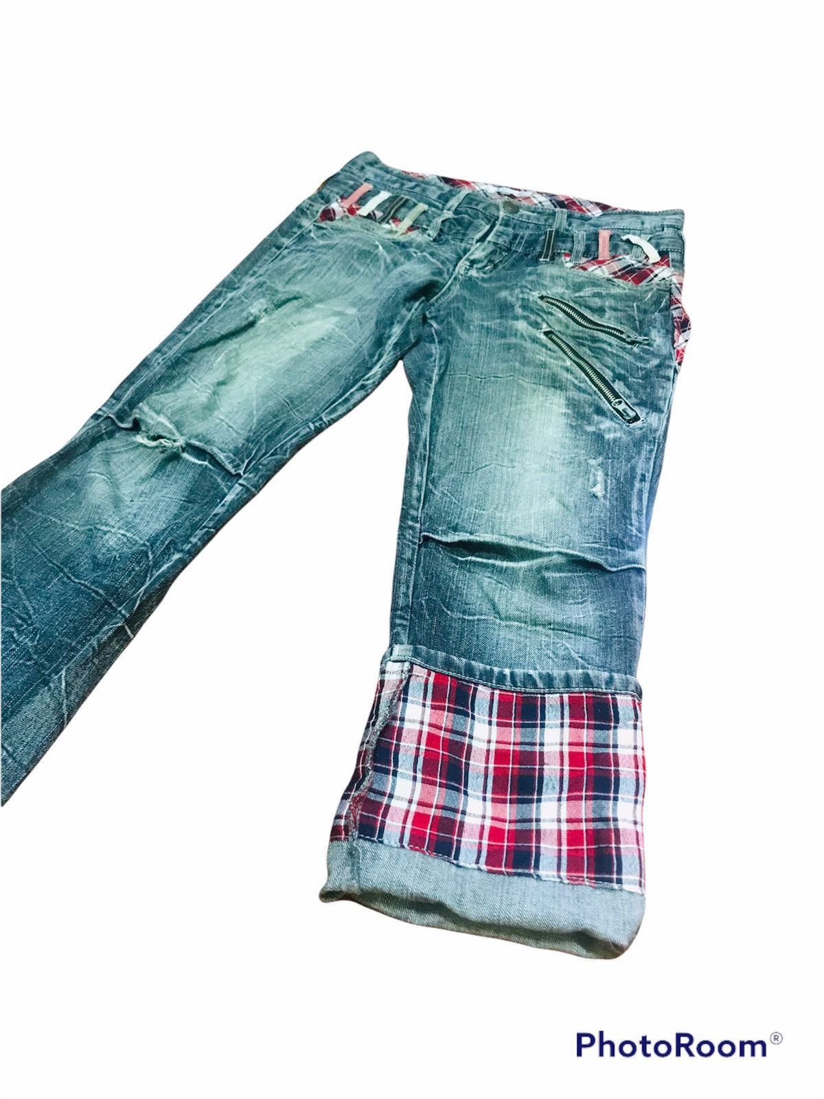 Japanese Brand “Vintage Distressed Blue Jeans with Plaid Accents & Zipper Size US 32 / EU 48 - 9 Thumbnail