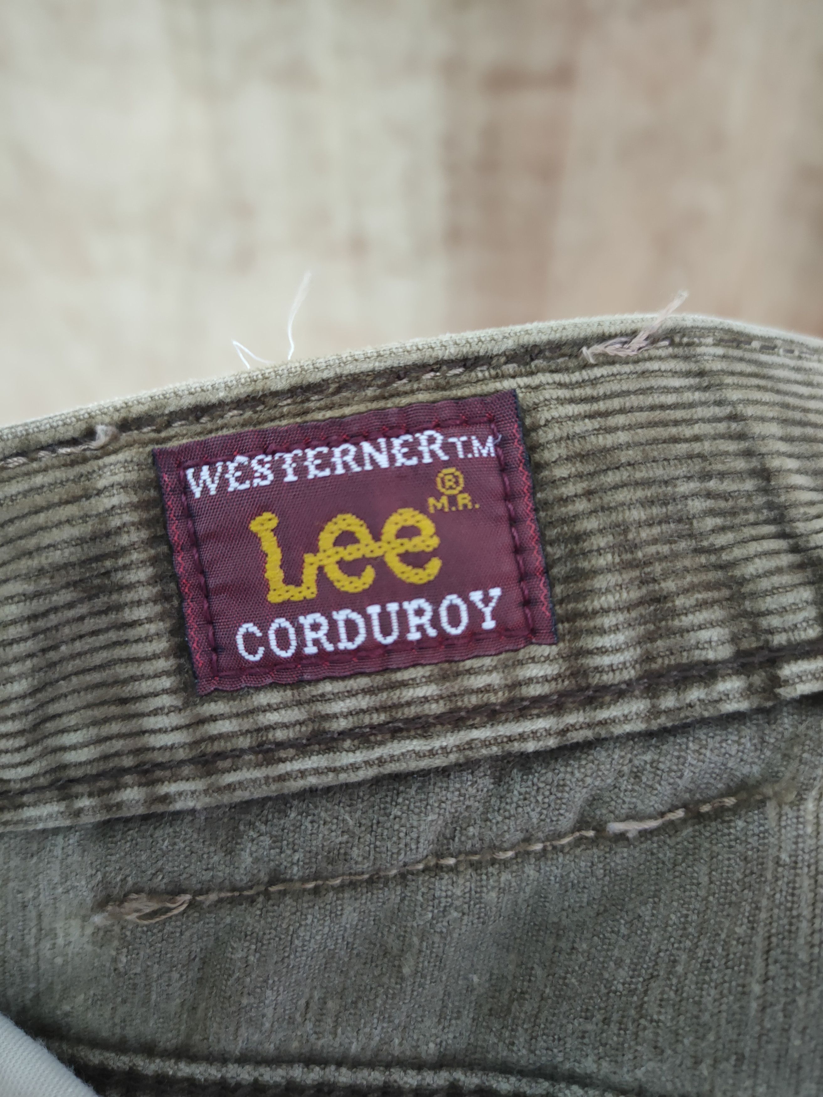 Lee DLL Lee corduroy vintage faded brown pants #sp46-257T Size US 32 / EU 48 - 16 Thumbnail