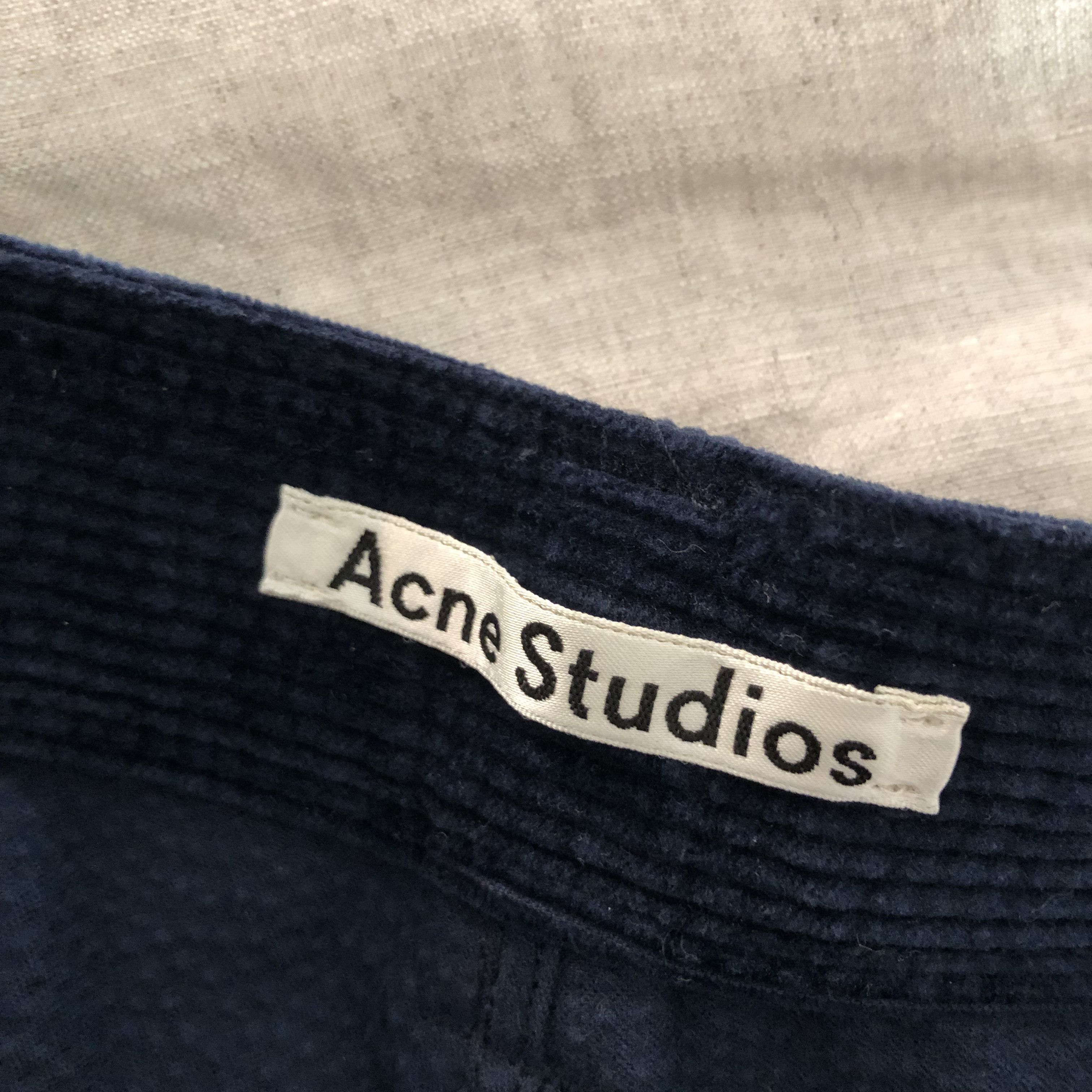 Acne Studios Acne Studios Corduroy Shorts Size US 32 / EU 48 - 4 Thumbnail