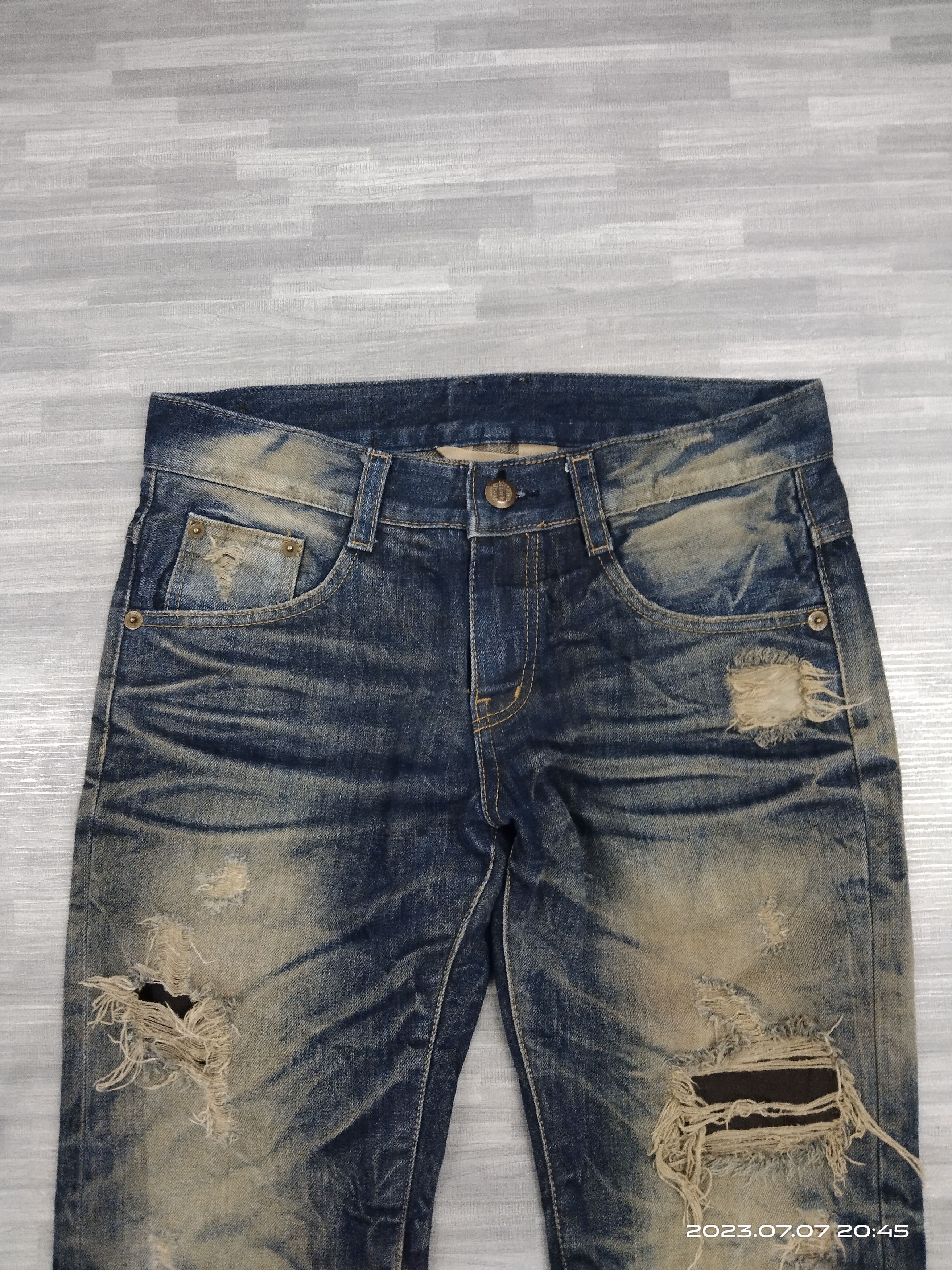 Japanese Brand SiCK RIPED PACTHWORK STARNIK DENIM PANTS Size US 32 / EU 48 - 4 Thumbnail