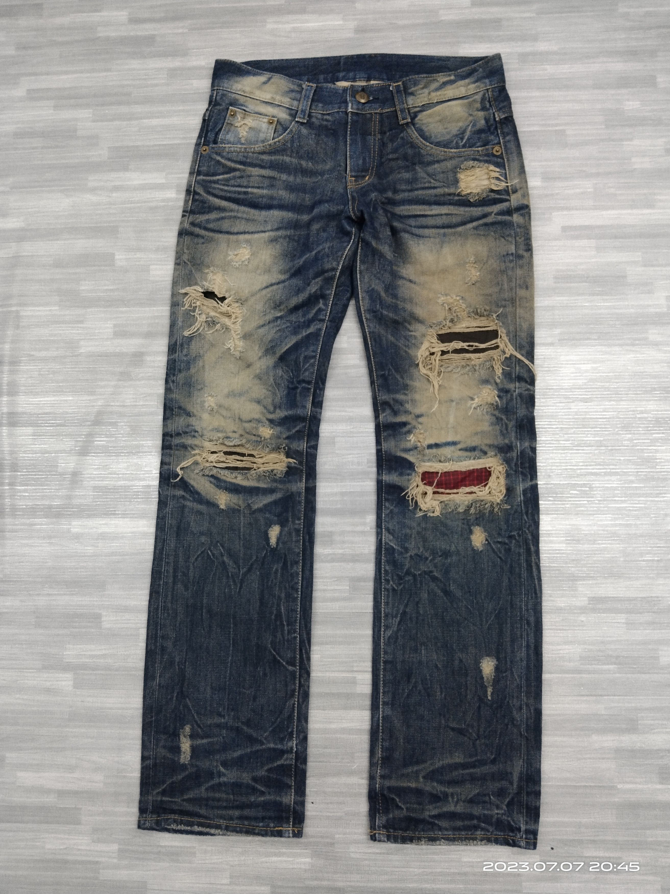 Japanese Brand SiCK RIPED PACTHWORK STARNIK DENIM PANTS Size US 32 / EU 48 - 2 Thumbnail