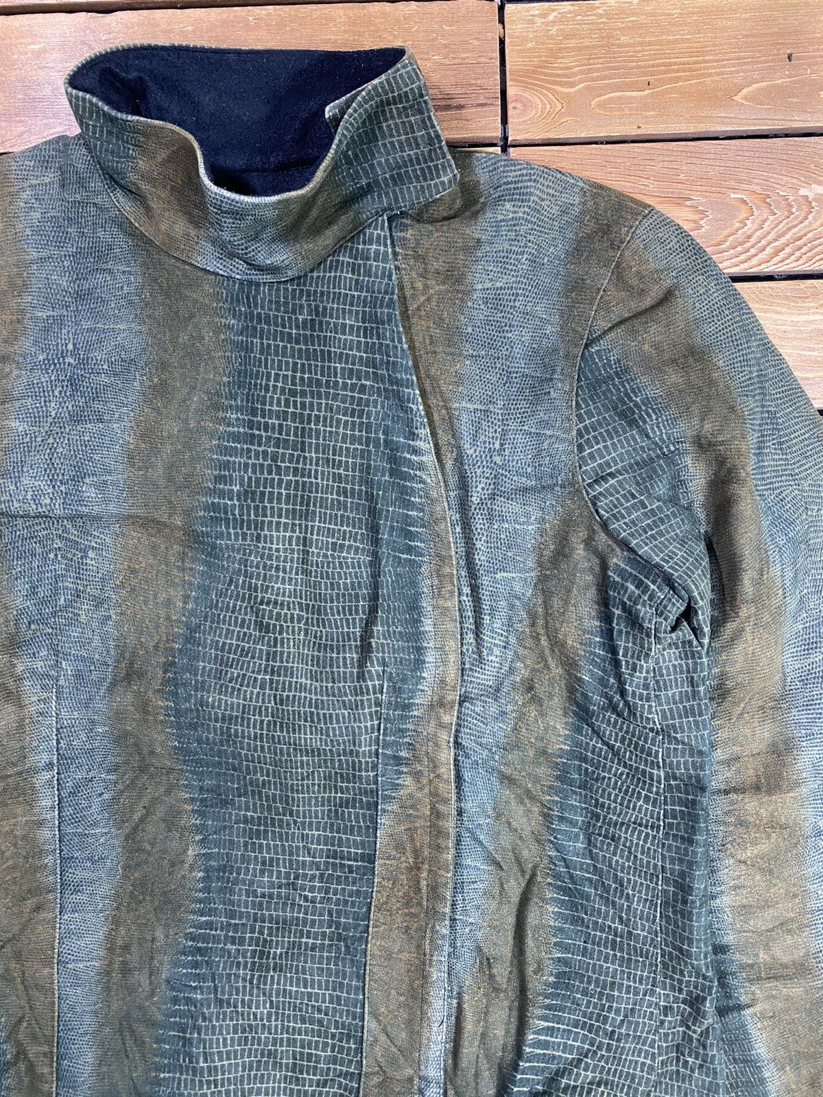 If Six Was Nine Vintage APC Japanese Brand Snakeskin Design Zip Cross Size M Size US M / EU 48-50 / 2 - 3 Thumbnail