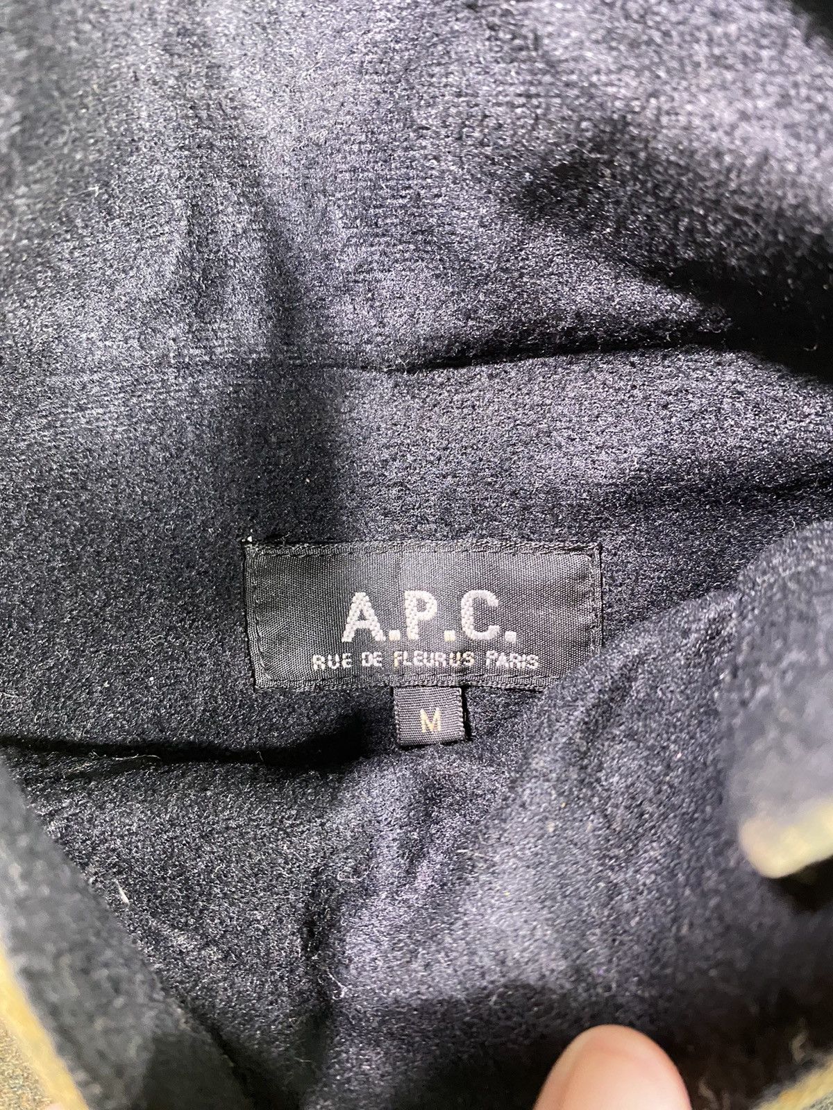 If Six Was Nine Vintage APC Japanese Brand Snakeskin Design Zip Cross Size M Size US M / EU 48-50 / 2 - 5 Thumbnail