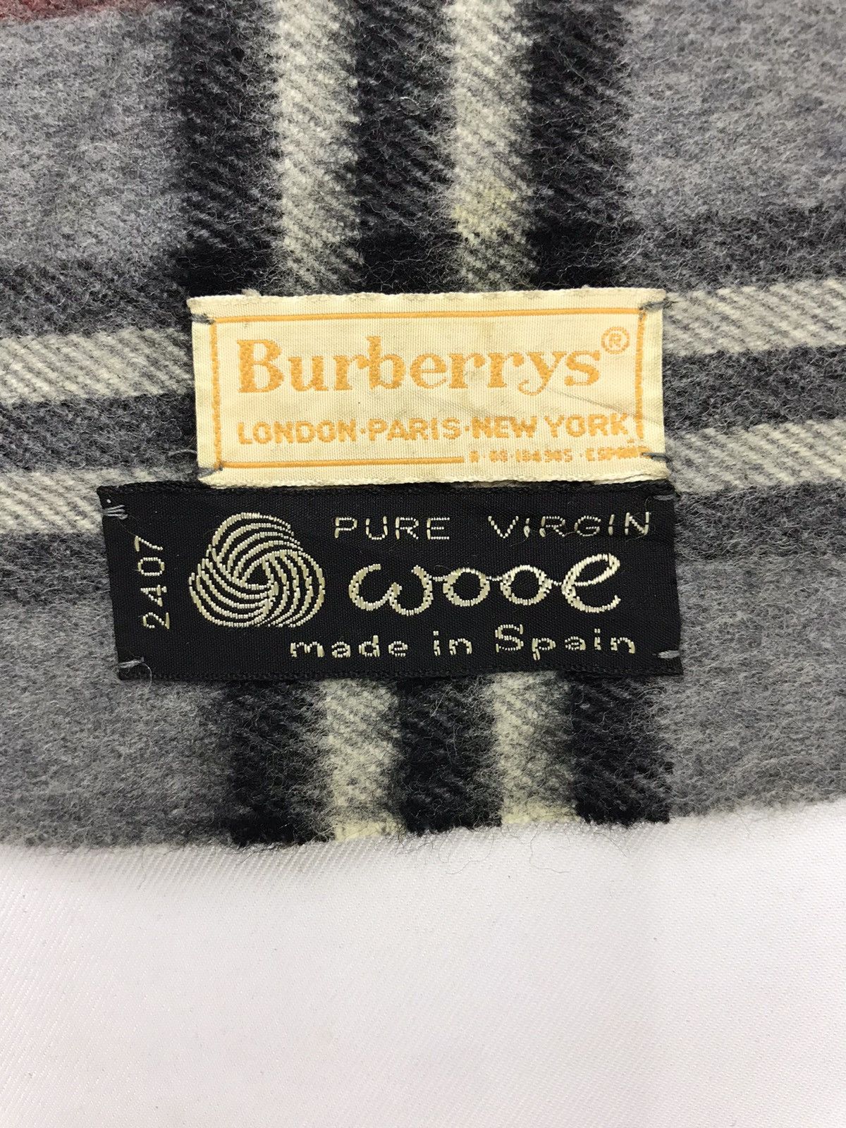 Burberry BURBERRY Pure Virgin Wool Nova Check Monogram Muffler Size ONE SIZE - 4 Thumbnail