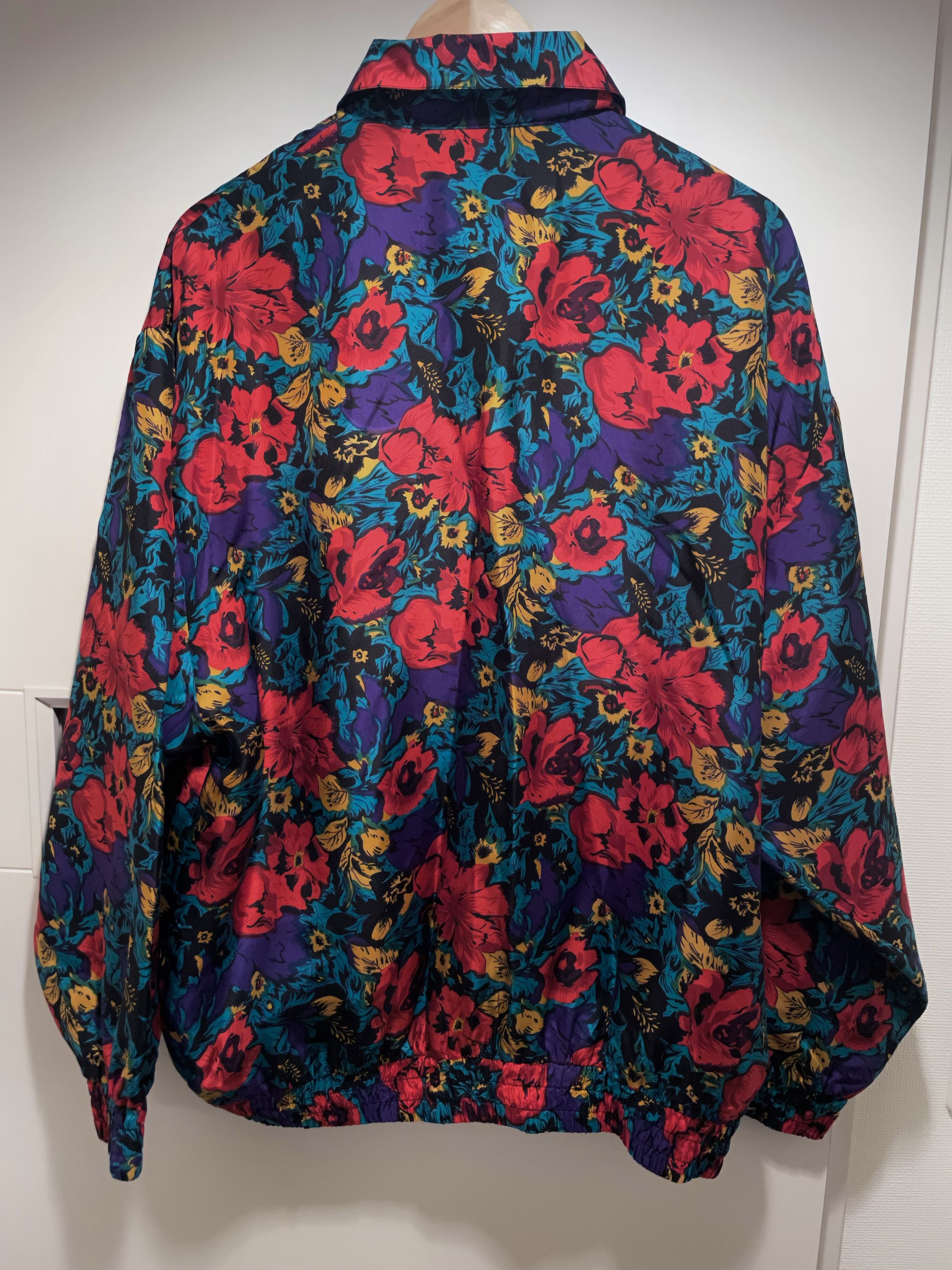 Vintage FLORAL PRINTED SILK SURF SOUND TRACK JACKET Size US L / EU 52-54 / 3 - 4 Thumbnail