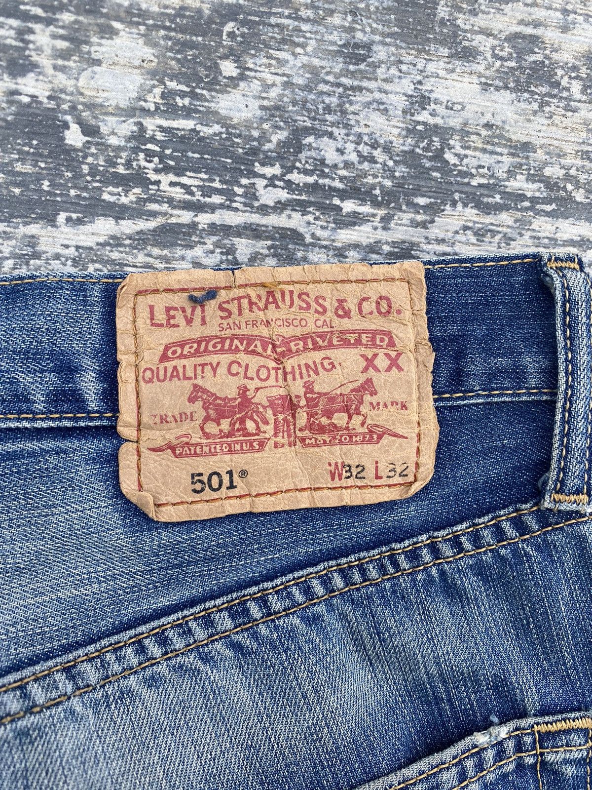 Levi's VINTAGE LEVIS 501 DISTRESSED GORPCORE COWBOY PUNK RAVE TRASH Size US 33 - 11 Thumbnail