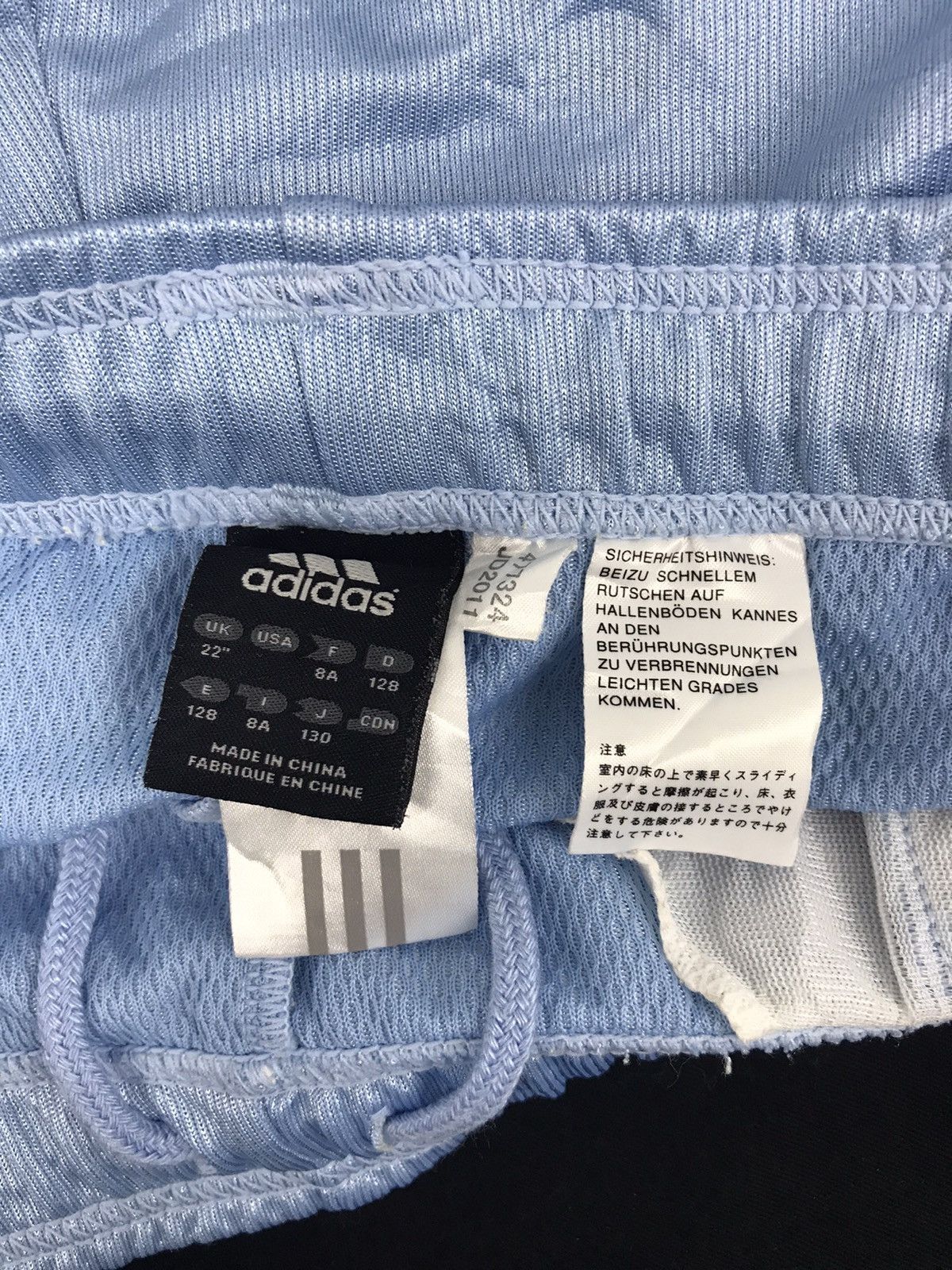 Adidas Vintage Adidas Shortpant Stretchable Waist Jogging Running Size US 29 - 2 Thumbnail
