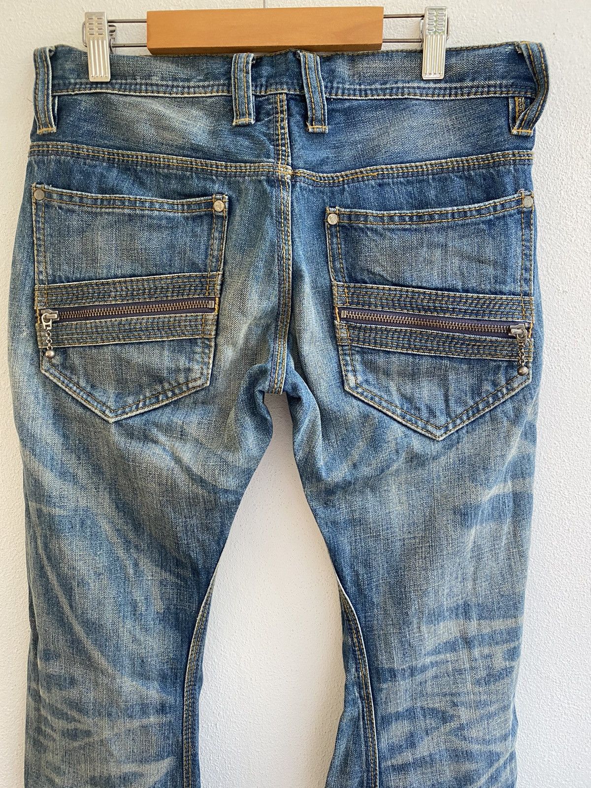 Hysteric Glamour VINTAGE NICOLE CLUB FOR MEN TORNADO FLARE COWBOY DISTRESSED Size US 29 - 12 Thumbnail