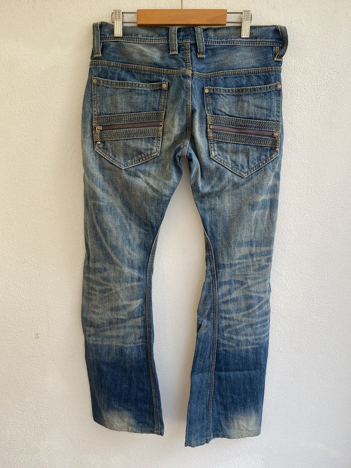 Hysteric Glamour VINTAGE NICOLE CLUB FOR MEN TORNADO FLARE COWBOY DISTRESSED Size US 29 - 2 Thumbnail
