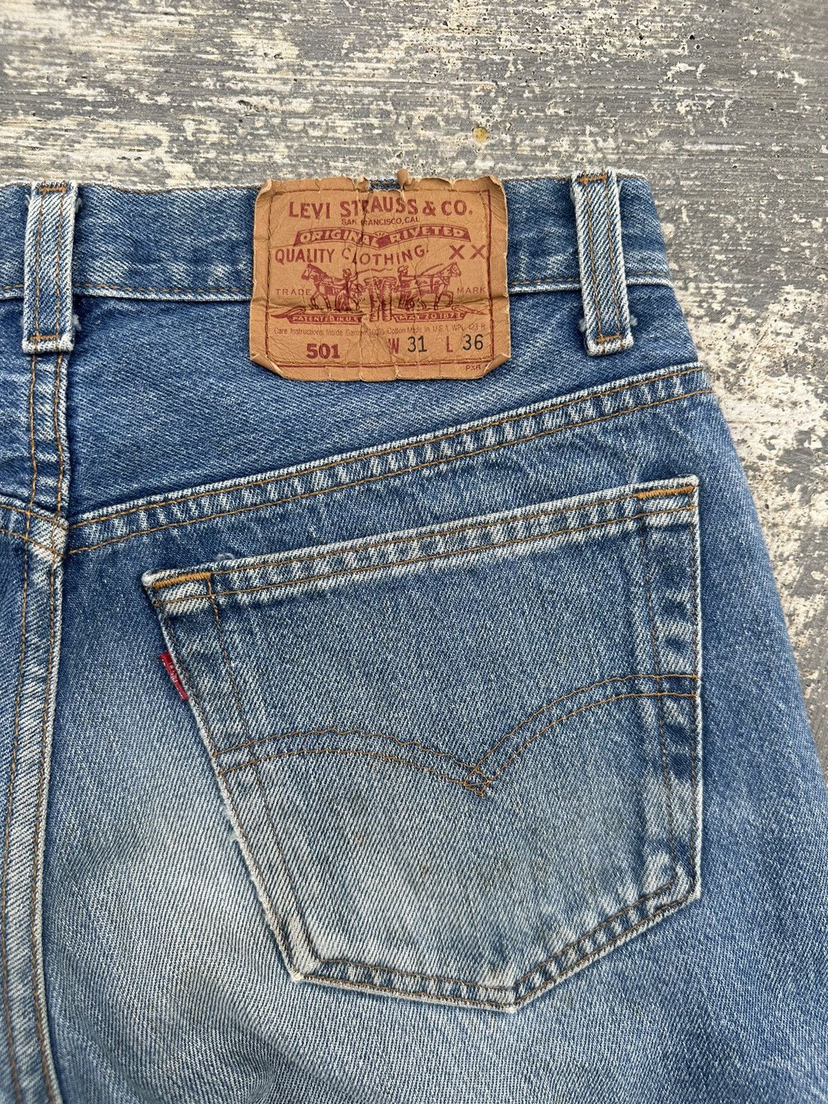 Levi's VINTAGE LEVIS 501 DISTRESSED COWBOY PUNK RAVE COWBOY USA Size US 29 - 9 Thumbnail